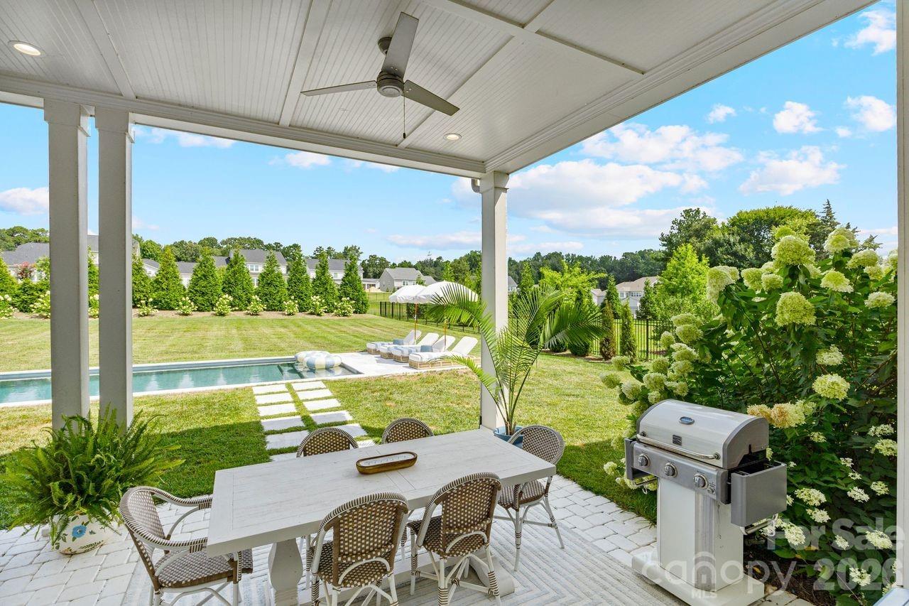 11113 Benjamin Smith Avenue — Huntersville