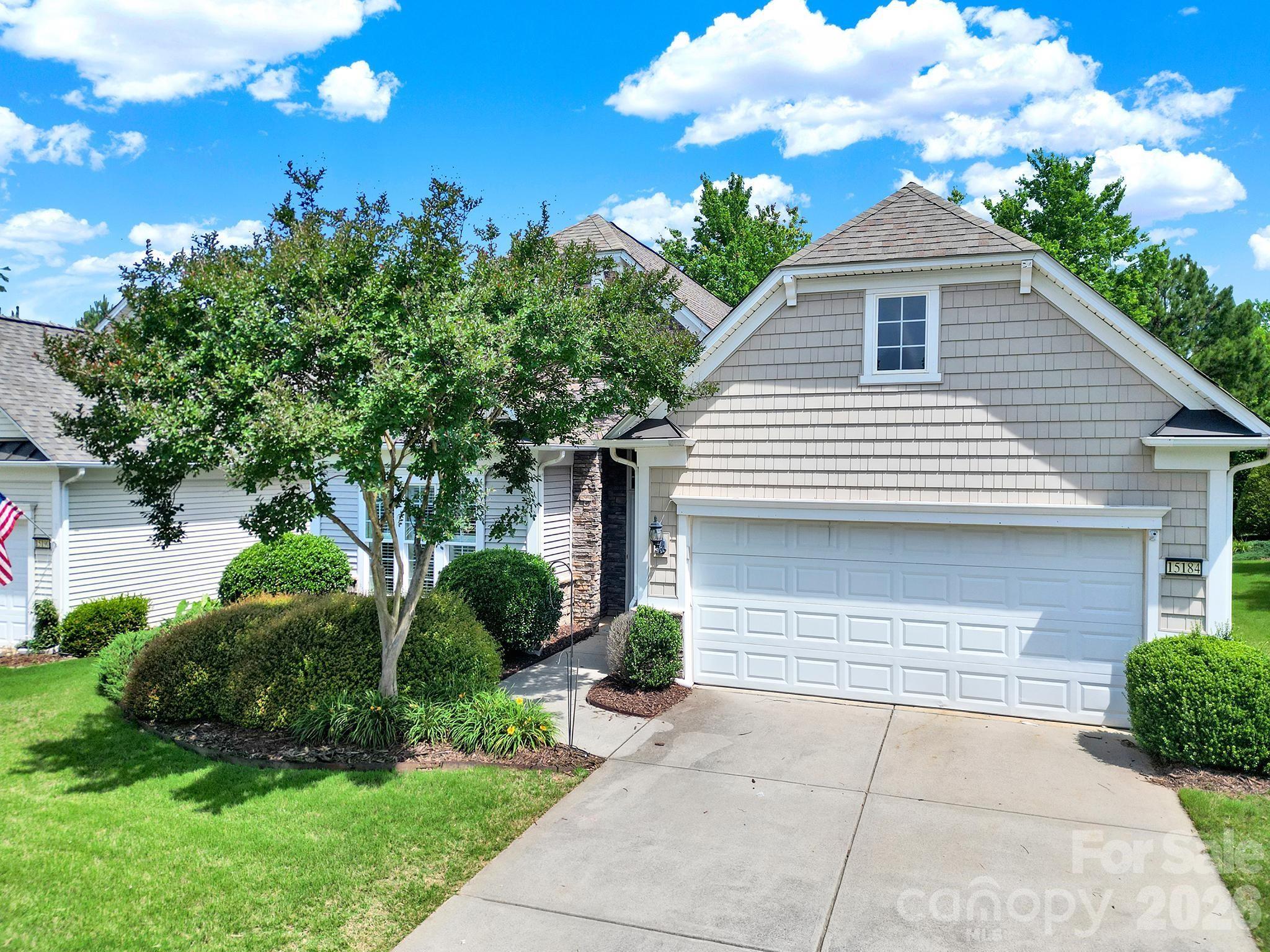 15184 Legend Oaks Court — Fort Mill