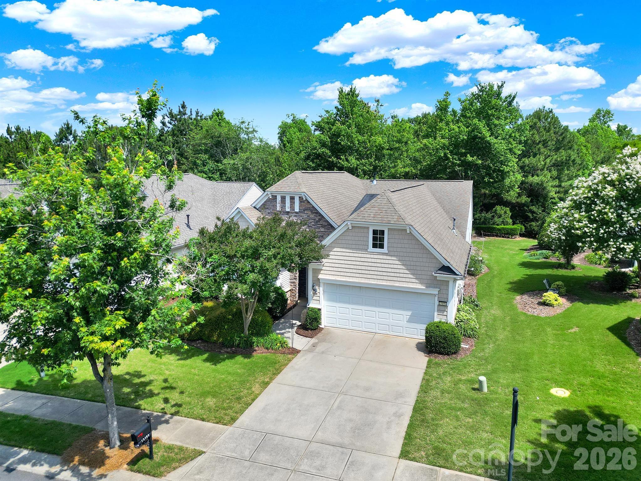 15184 Legend Oaks Court — Fort Mill