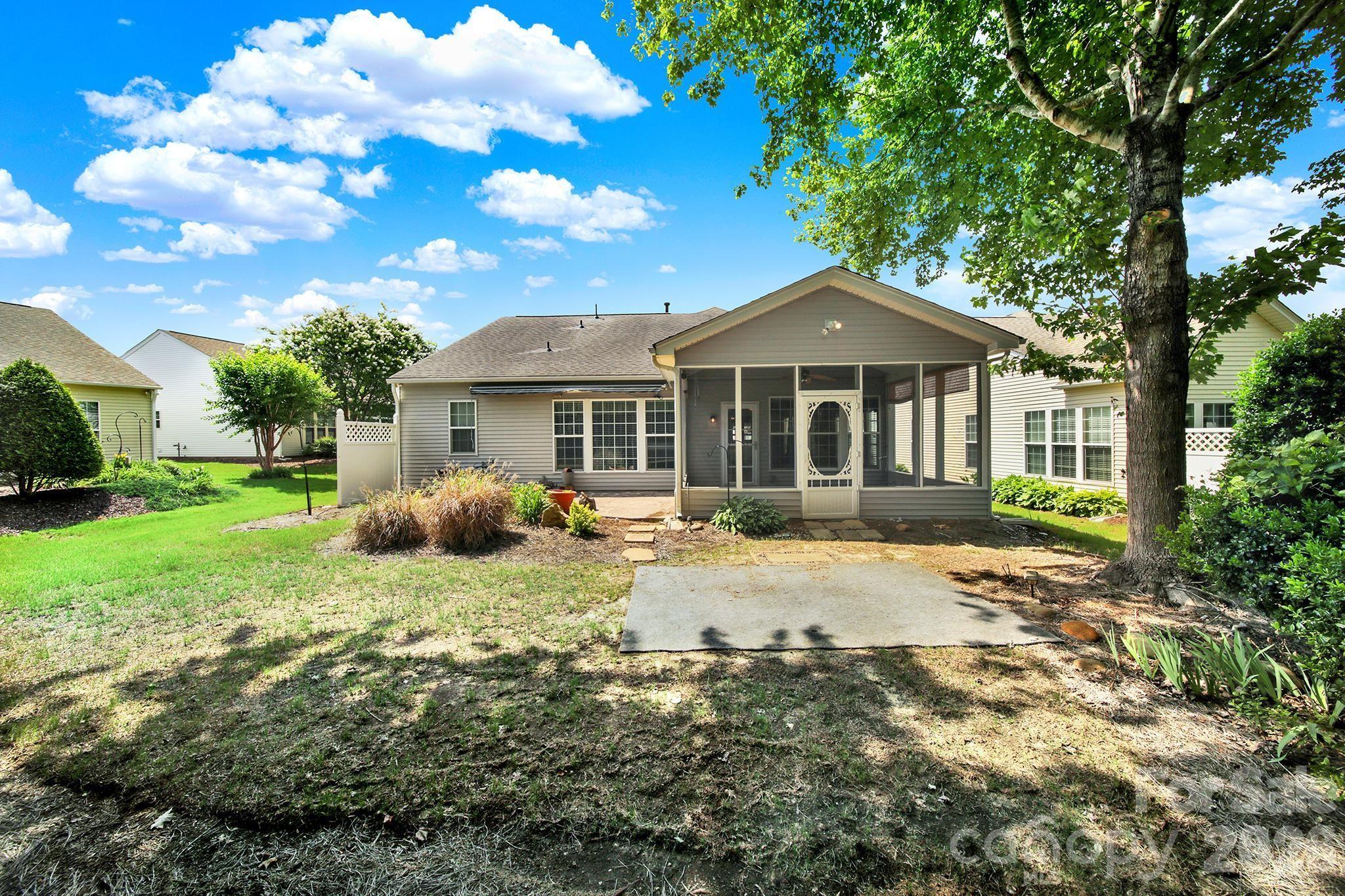 15184 Legend Oaks Court — Fort Mill