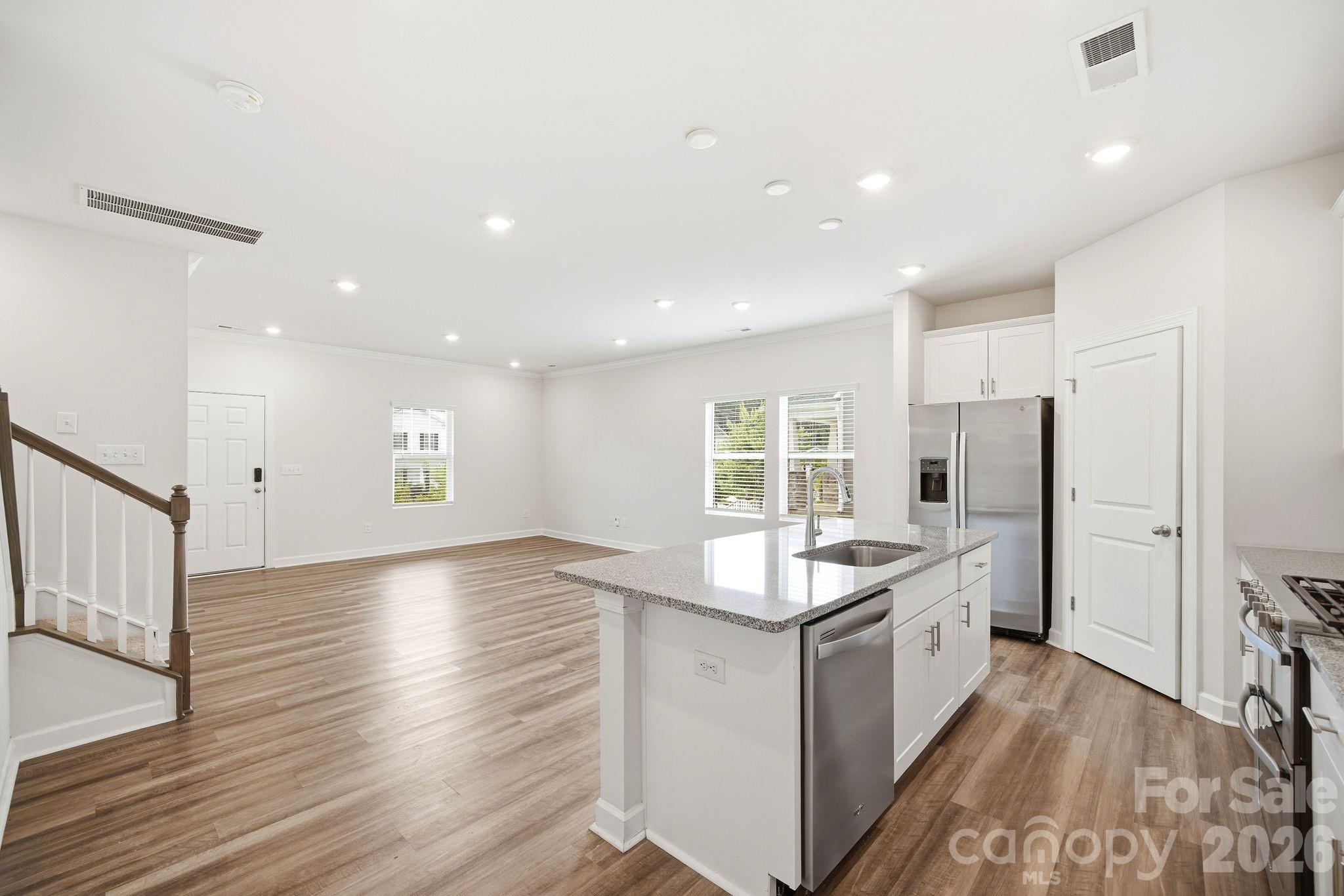 518 Nixon Road — Belmont