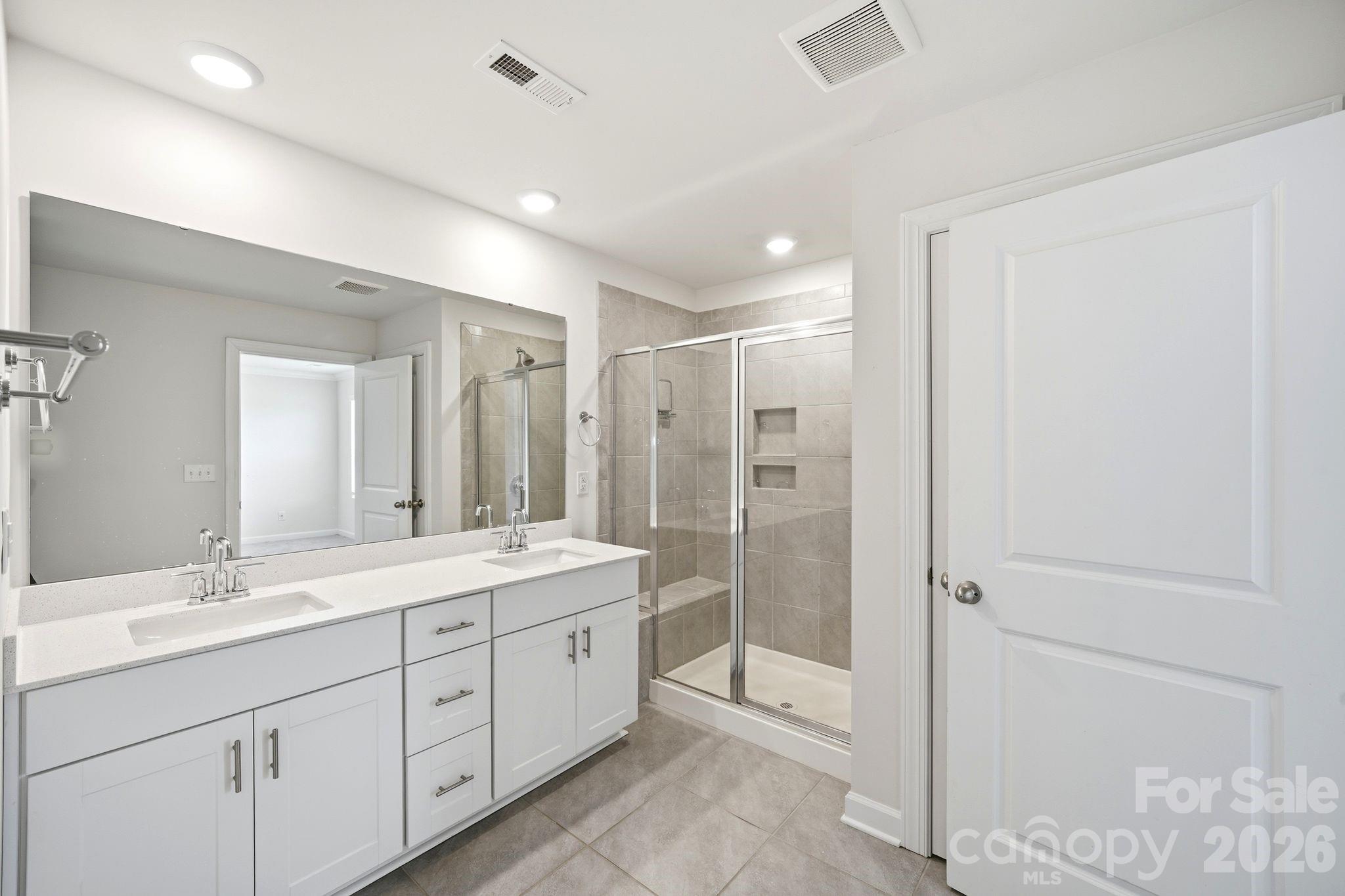 518 Nixon Road — Belmont