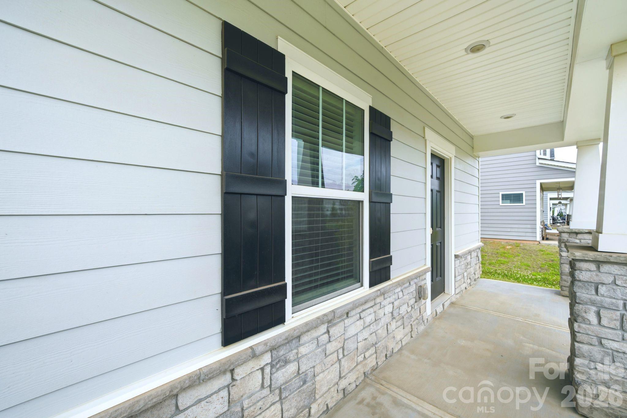 518 Nixon Road — Belmont