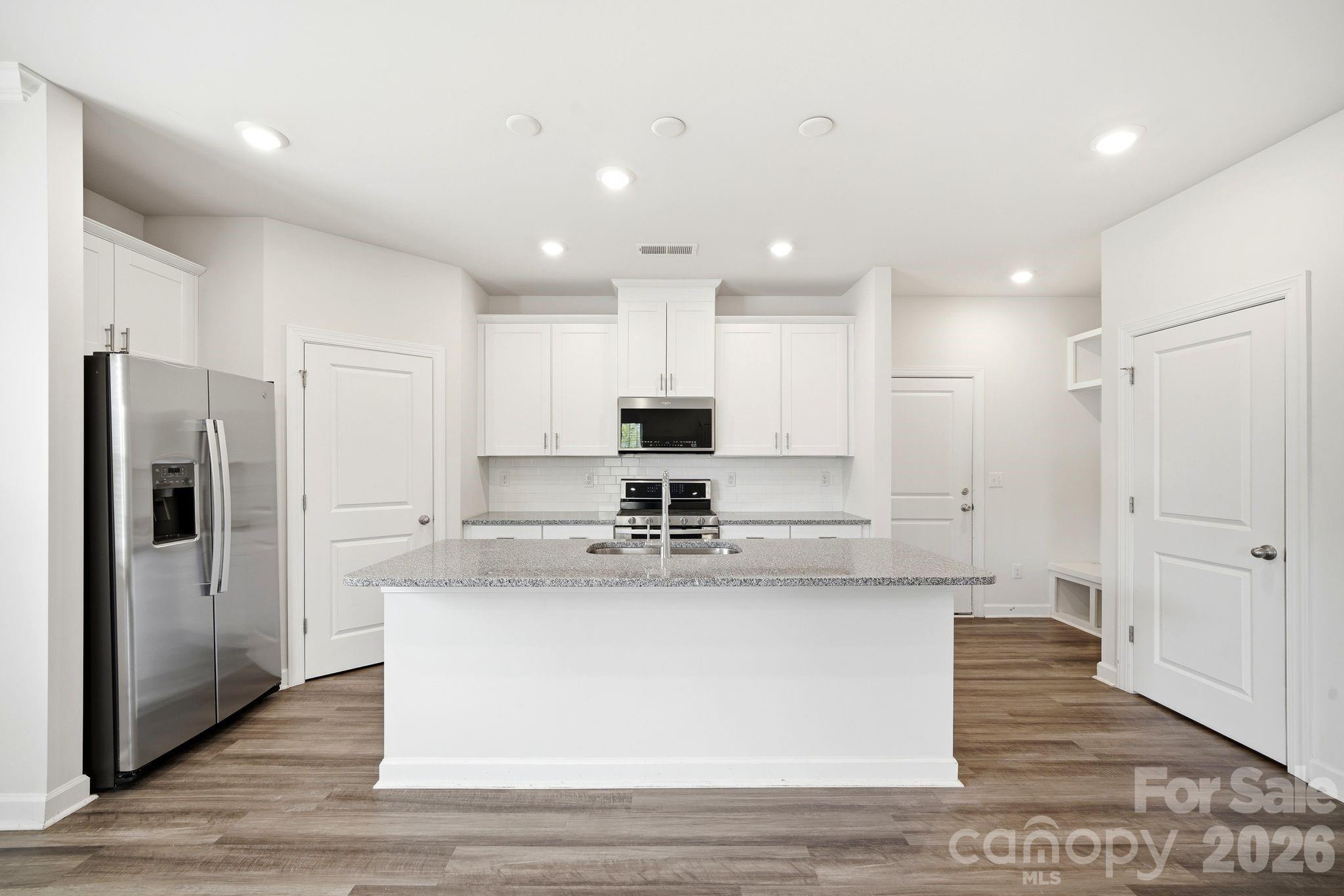 518 Nixon Road — Belmont