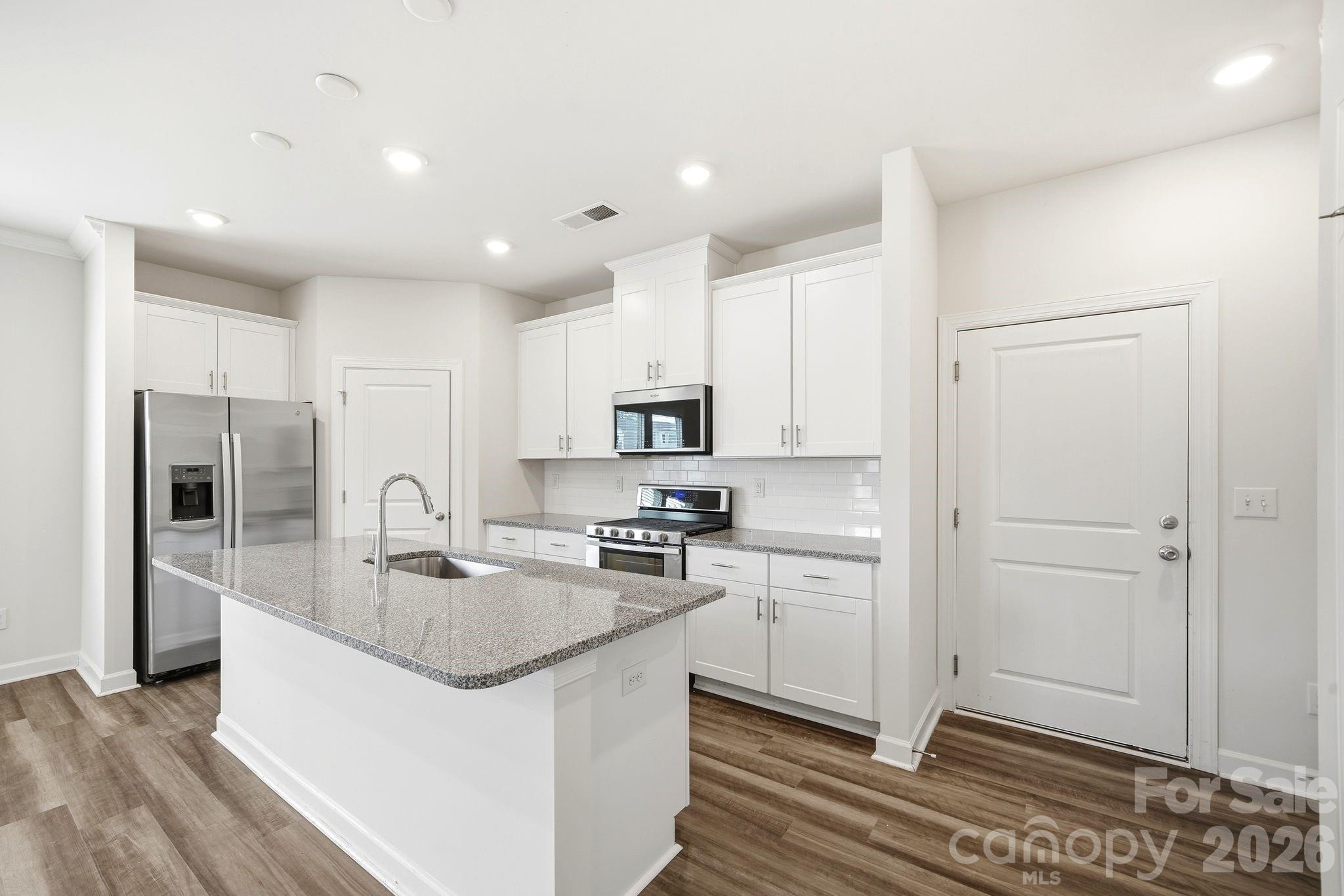 518 Nixon Road — Belmont