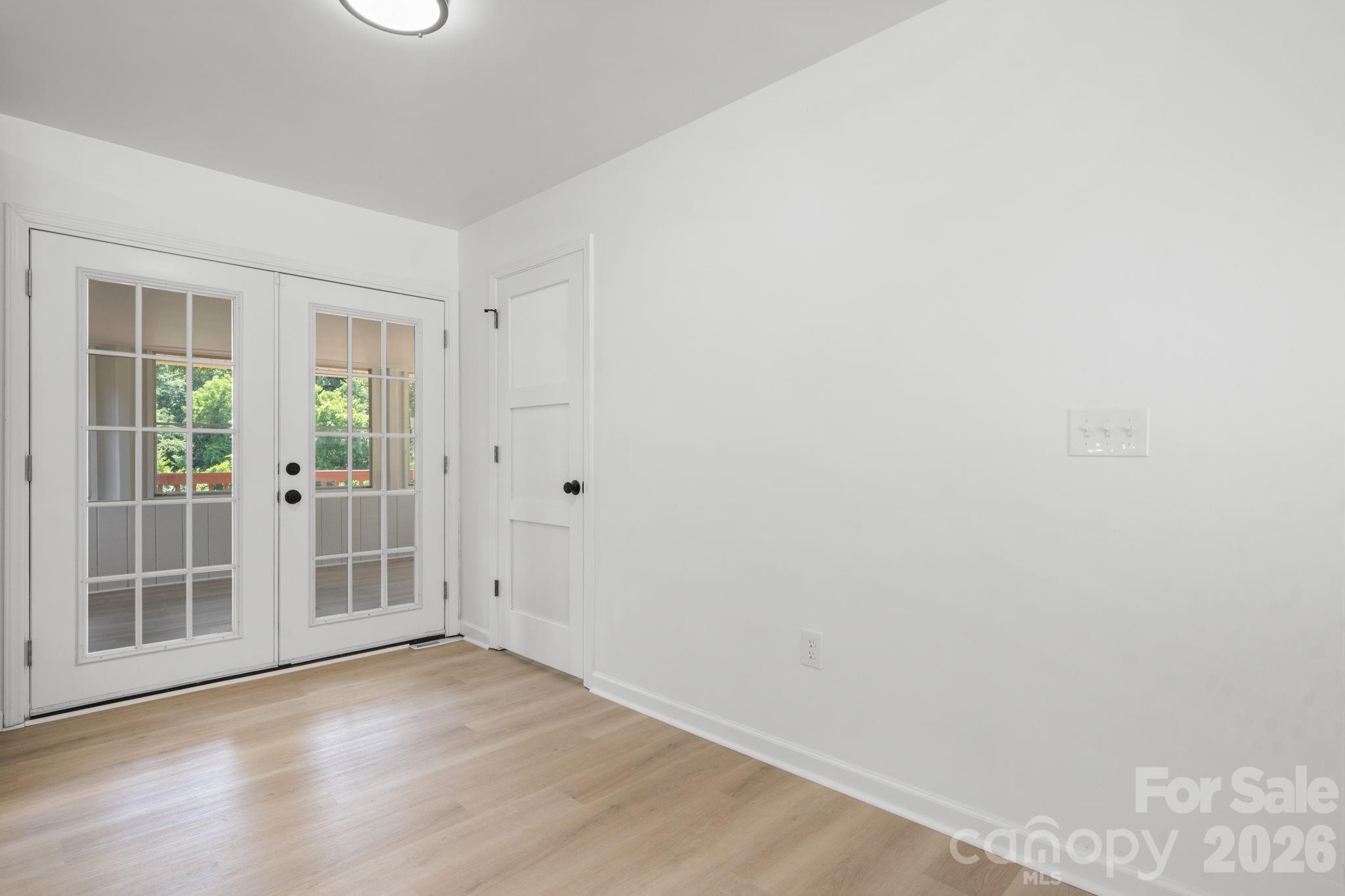 602 Sharon Drive — Statesville