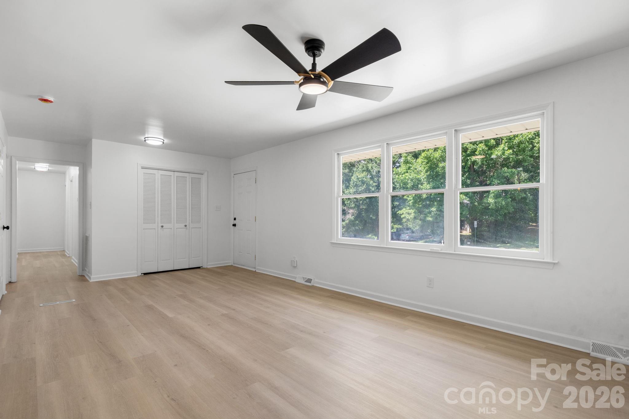 602 Sharon Drive — Statesville