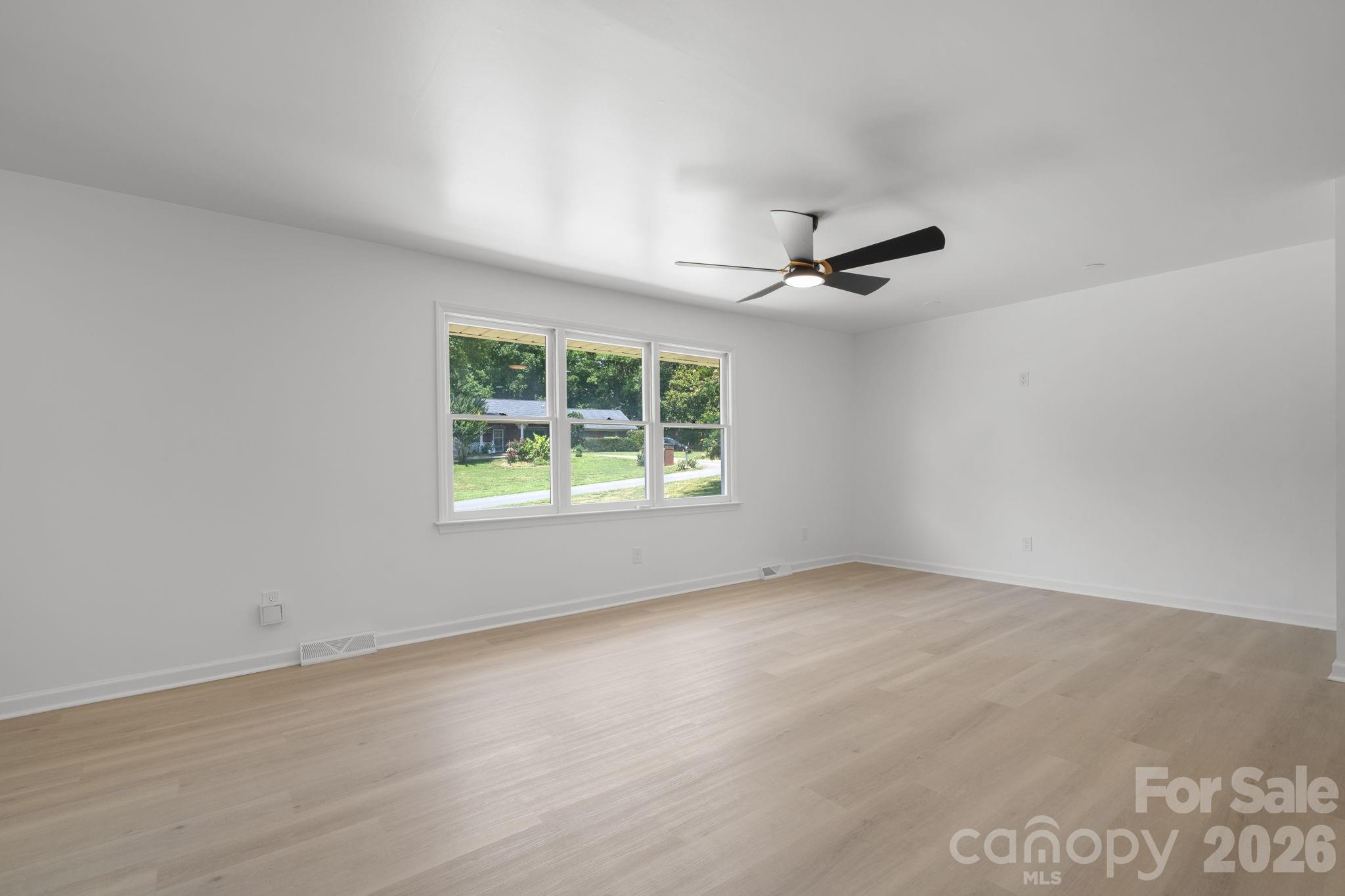 602 Sharon Drive — Statesville