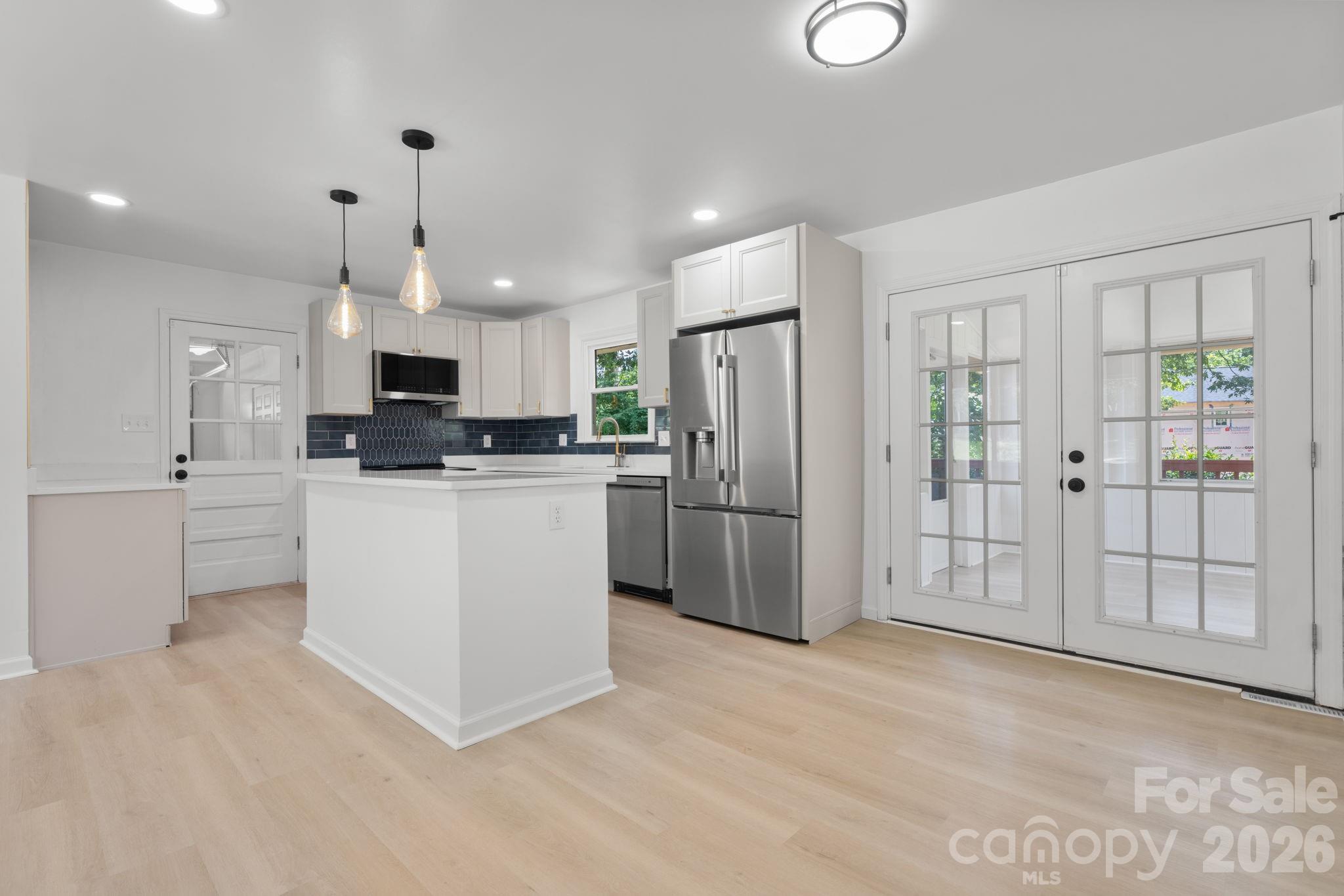 602 Sharon Drive — Statesville
