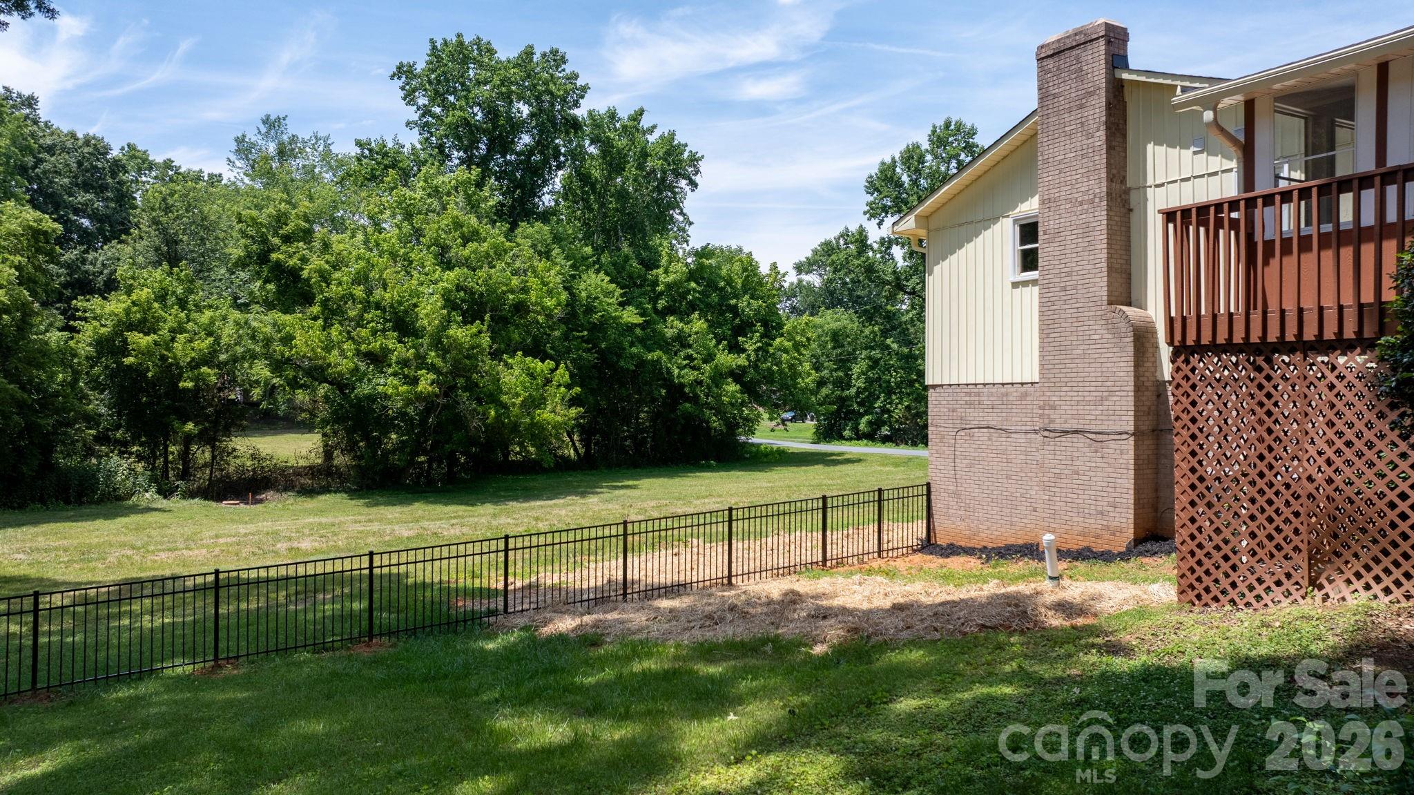 602 Sharon Drive — Statesville