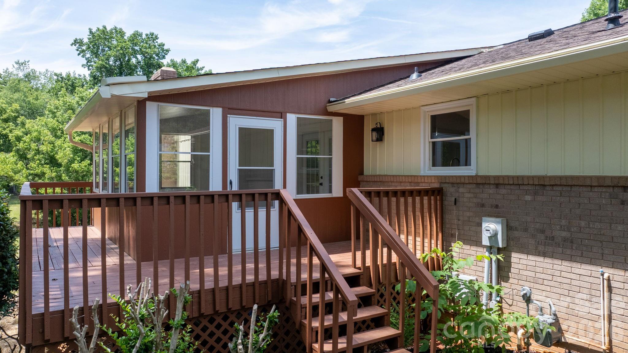 602 Sharon Drive — Statesville