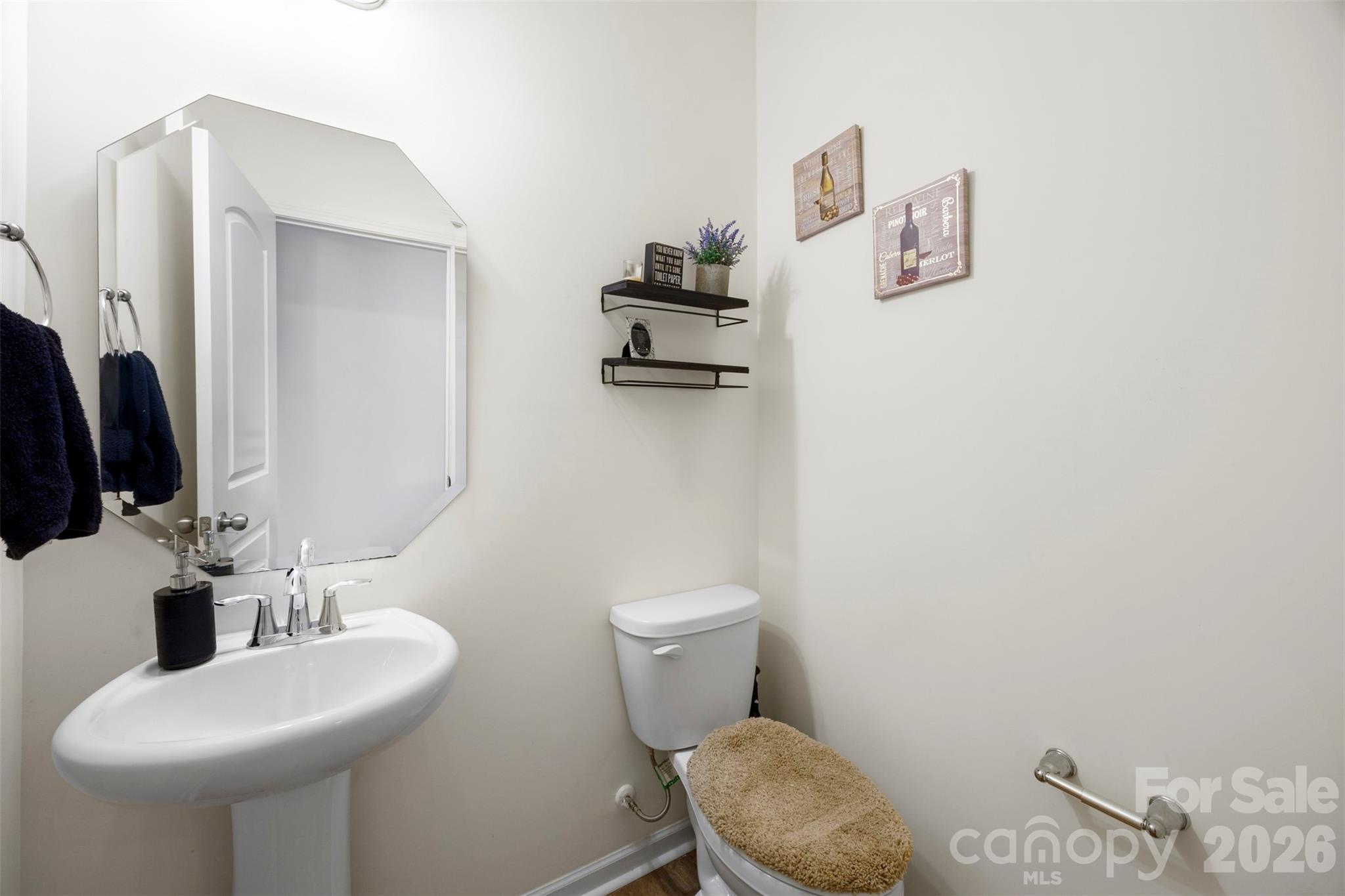 3009 Pinehills Way — Mount Holly
