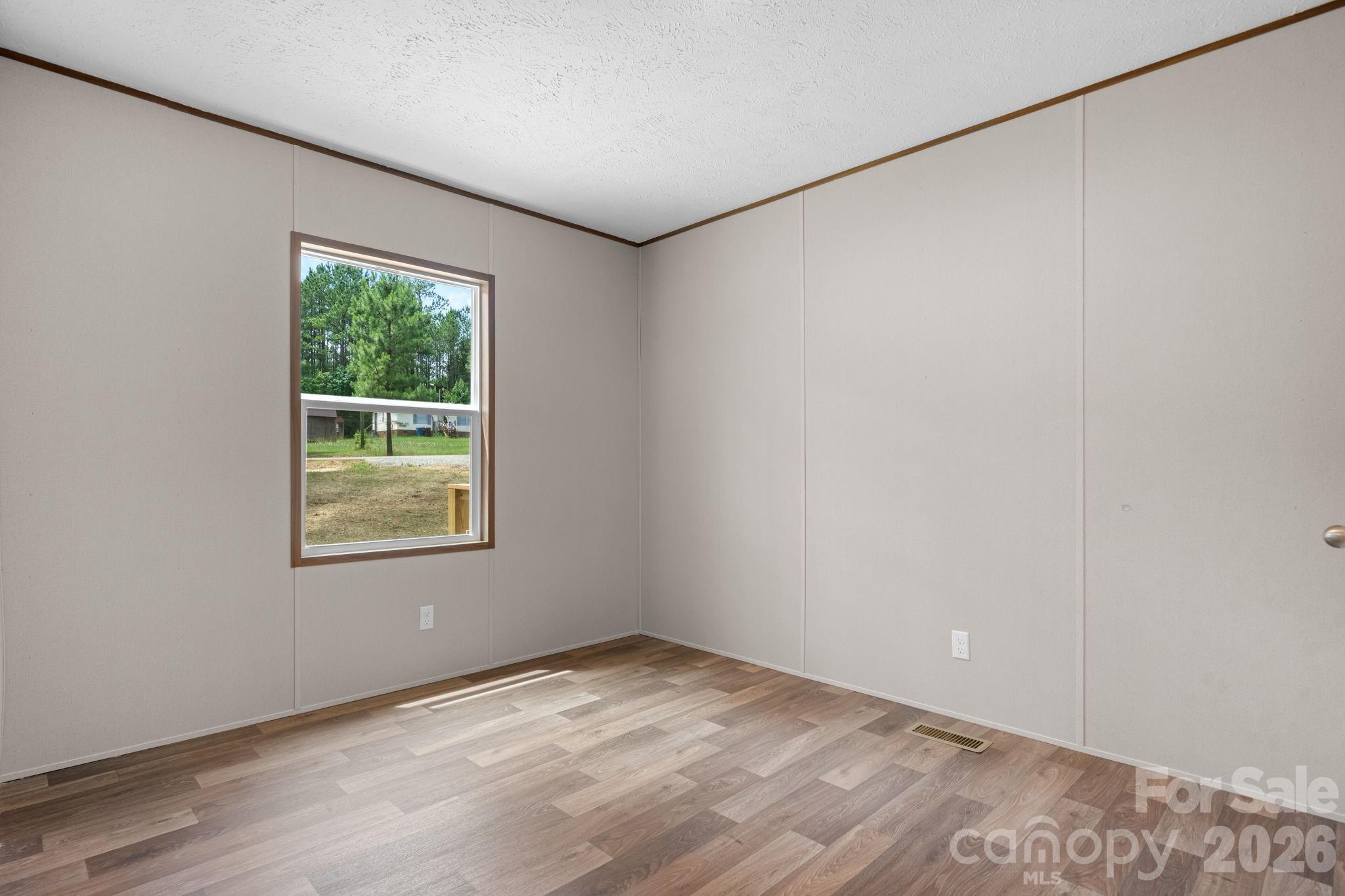 1331 Maiden Wood Circle — Maiden