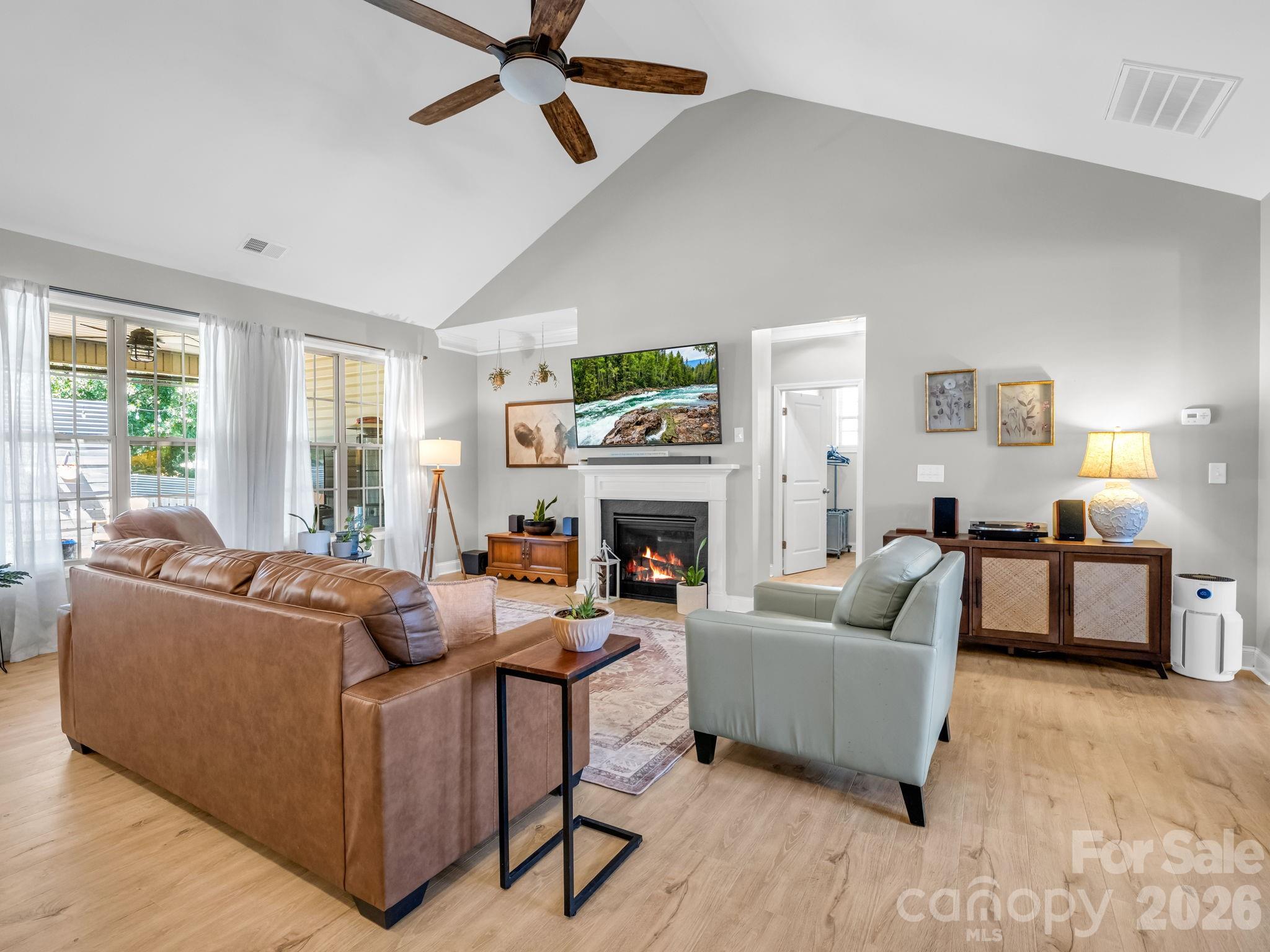672 Ridgeville Crossing Drive — Inman