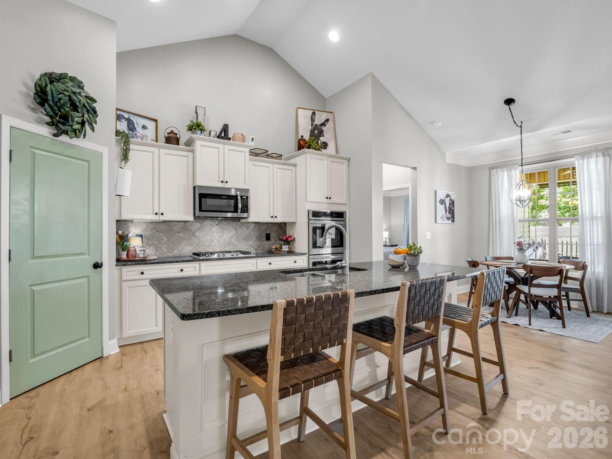 672 Ridgeville Crossing Drive — Inman