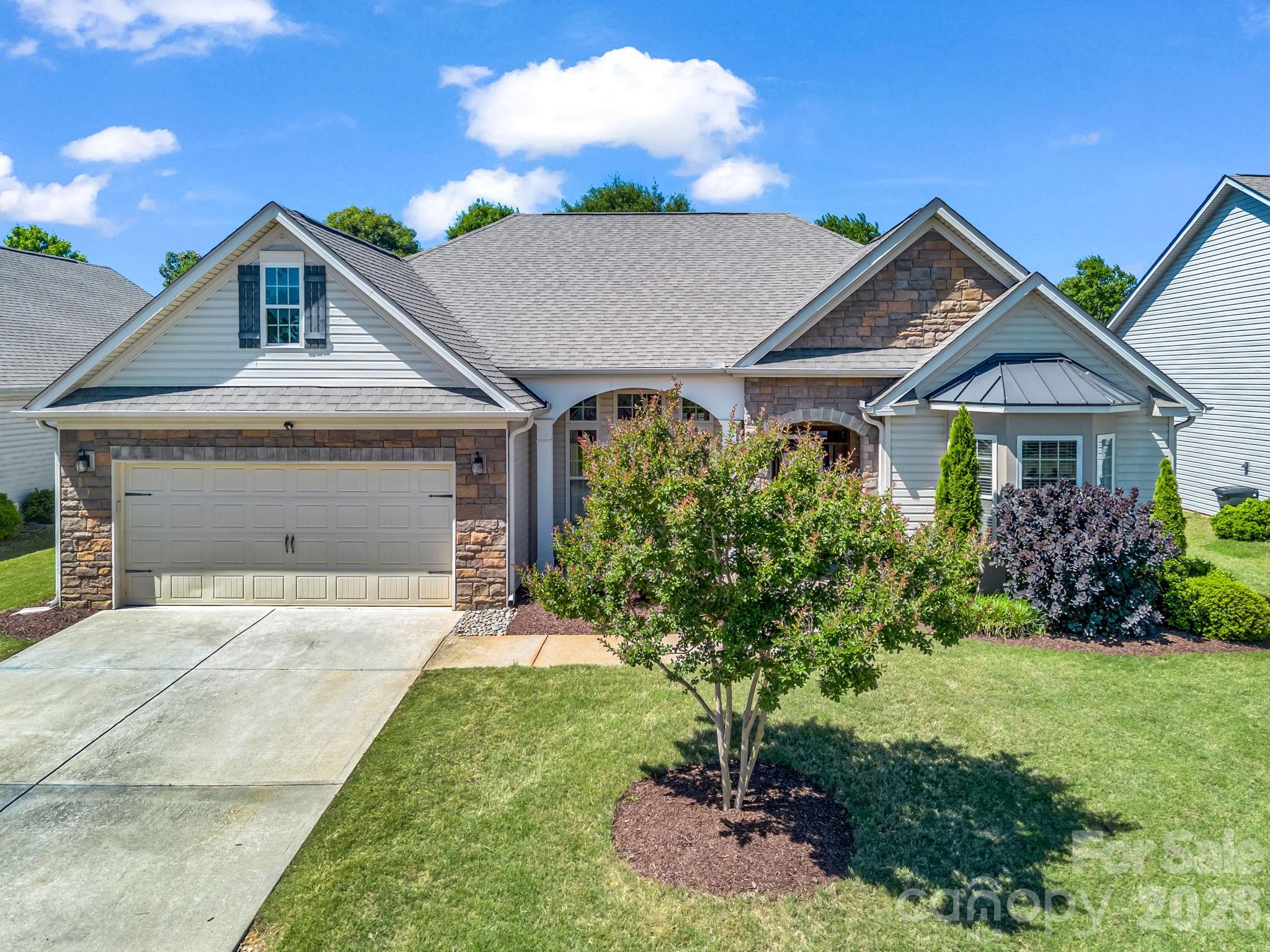 672 Ridgeville Crossing Drive — Inman