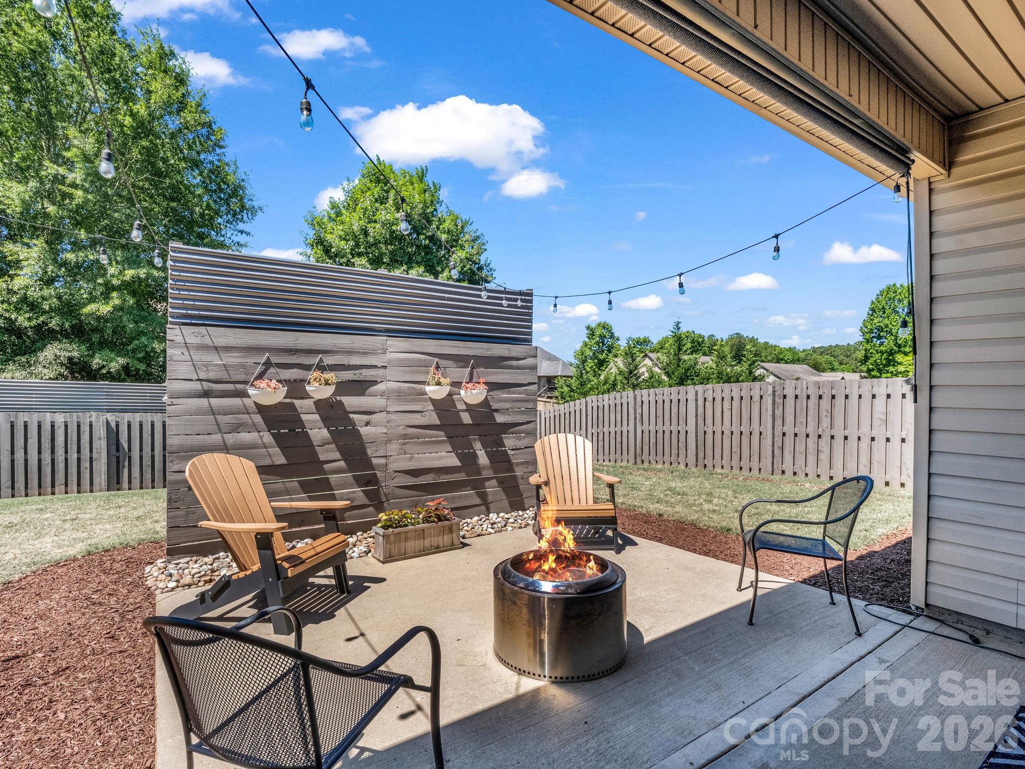672 Ridgeville Crossing Drive — Inman