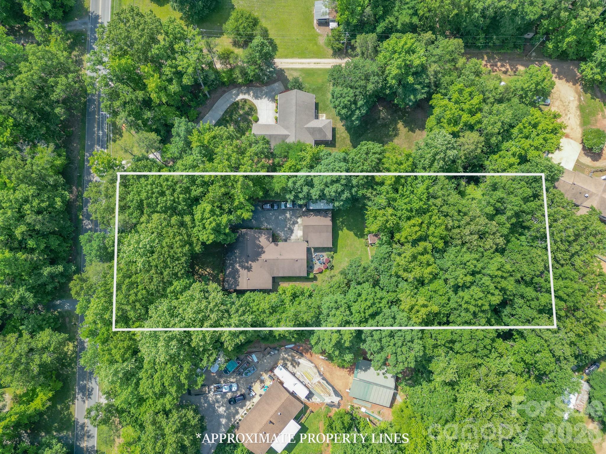 6806 Davis Road — Waxhaw