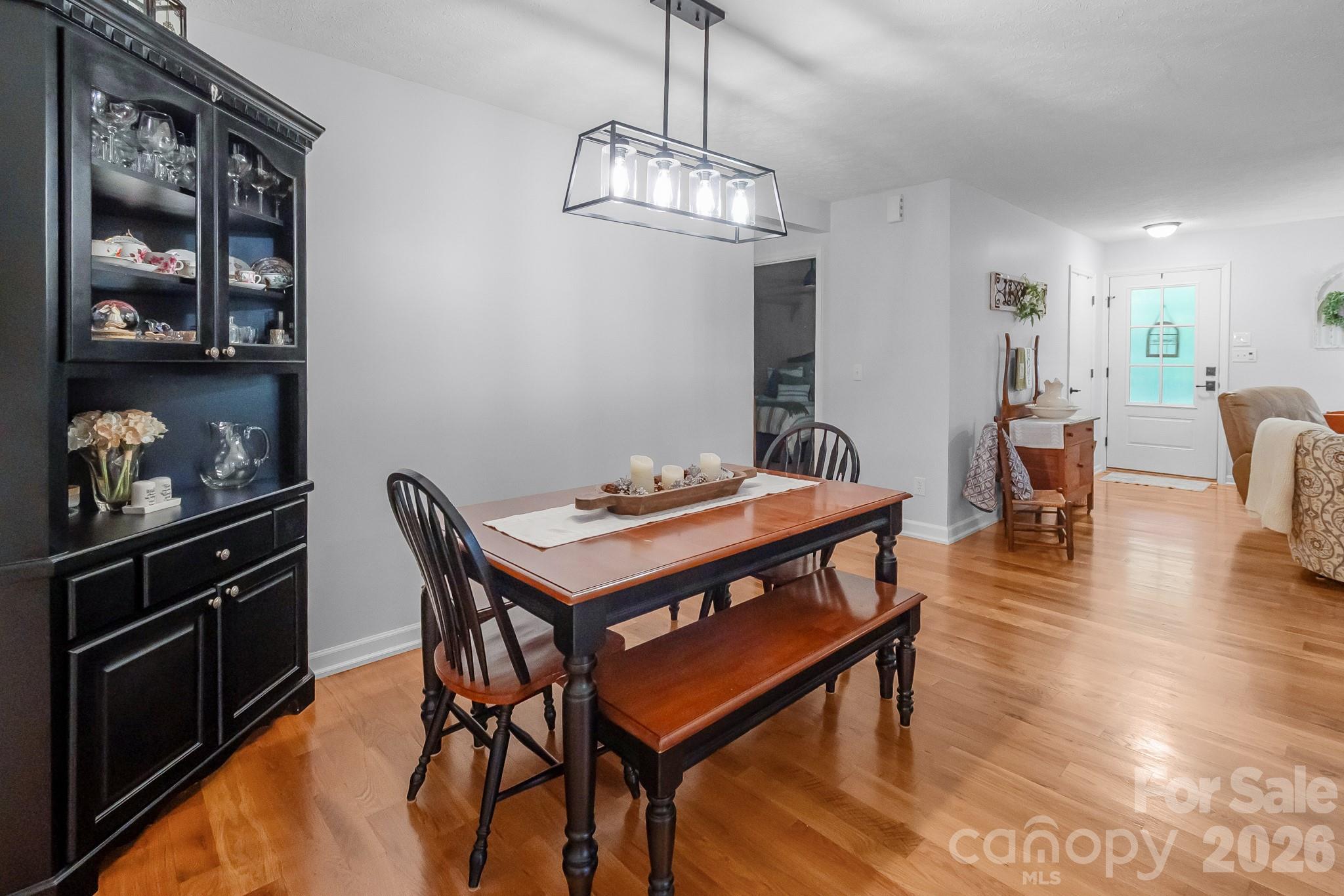 6806 Davis Road — Waxhaw