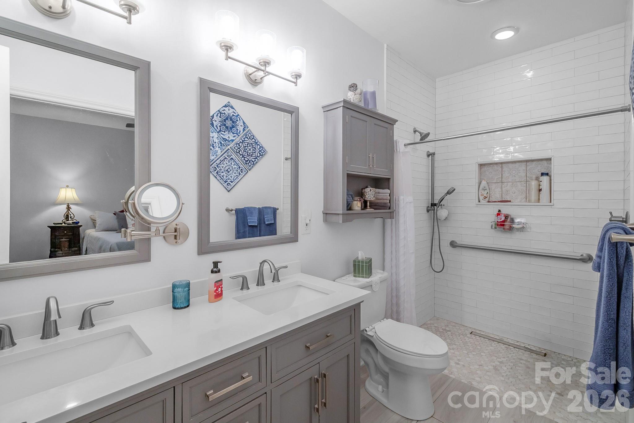 6806 Davis Road — Waxhaw