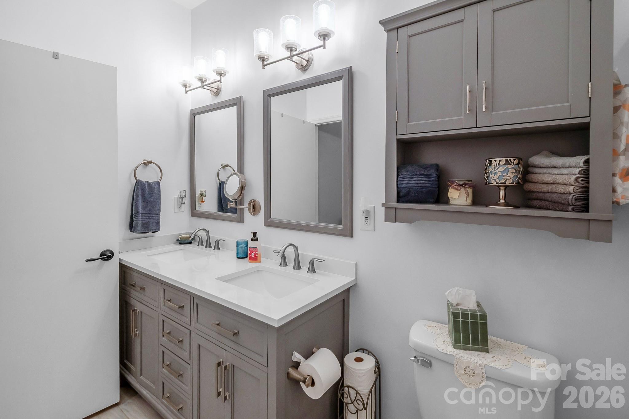 6806 Davis Road — Waxhaw
