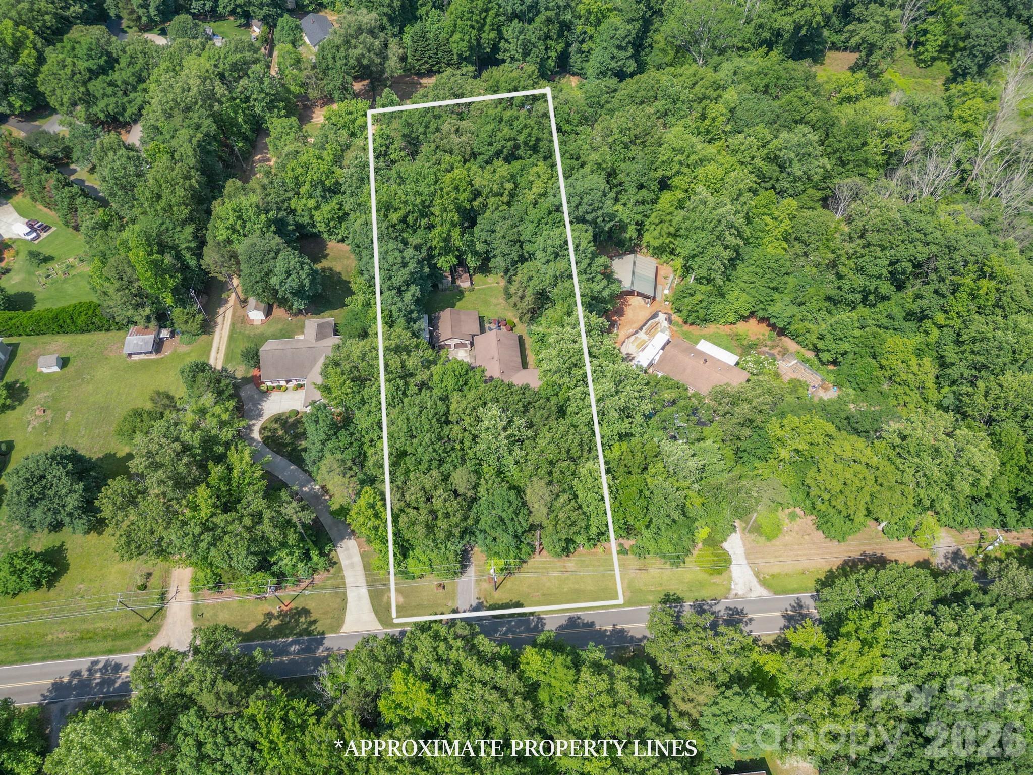6806 Davis Road — Waxhaw