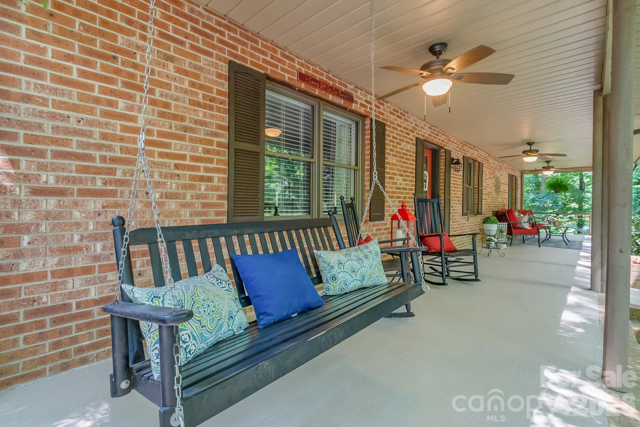 6806 Davis Road — Waxhaw