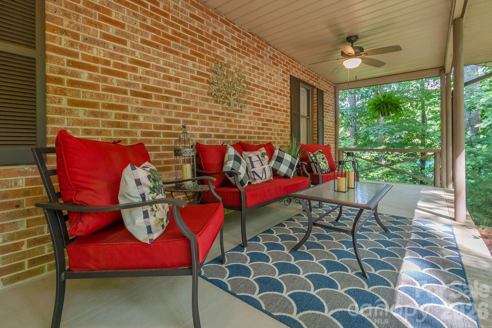 6806 Davis Road — Waxhaw