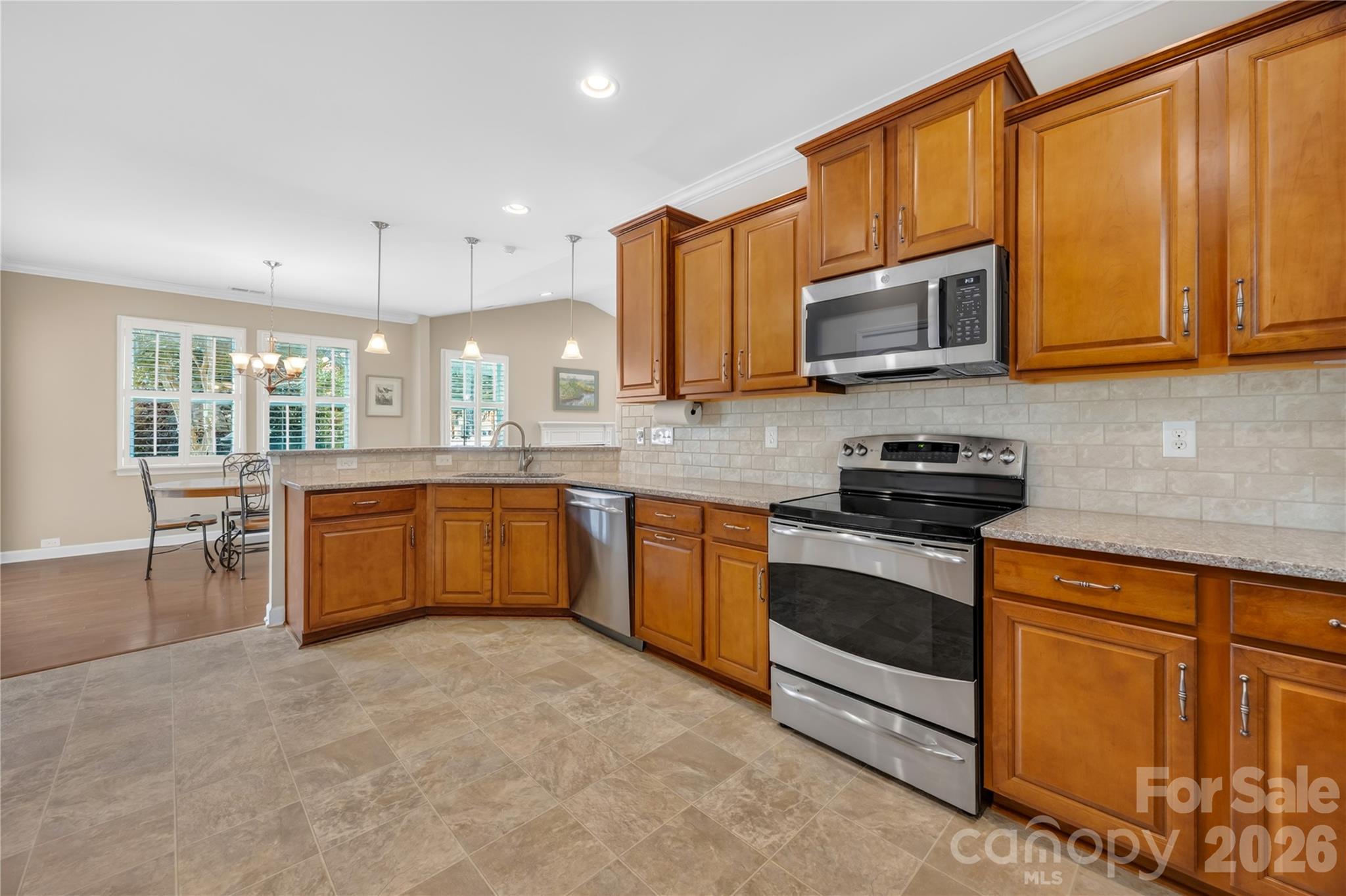 14004 Helen Benson Boulevard — Davidson