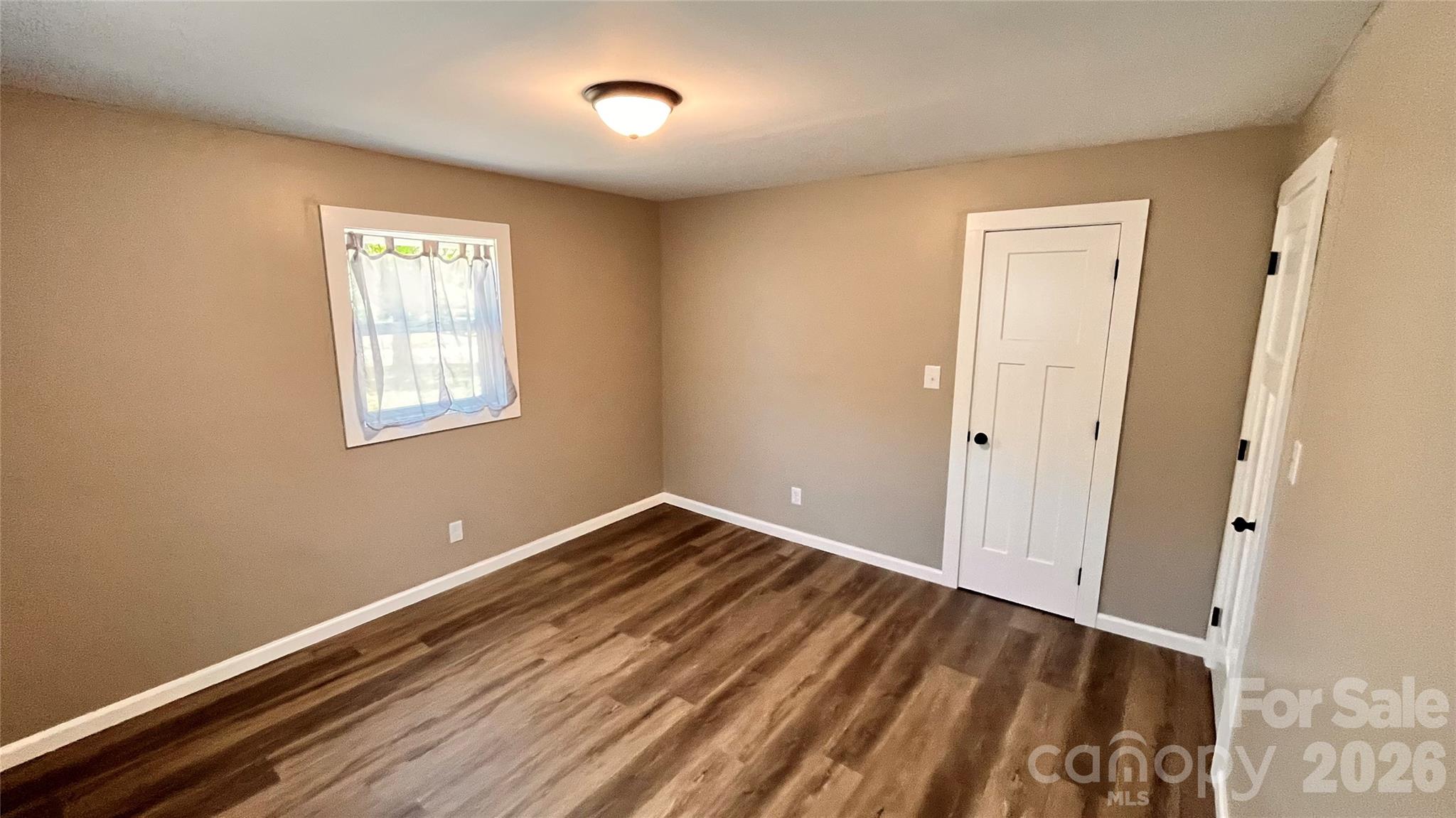 4009 Smokey Creek Road — Lenoir