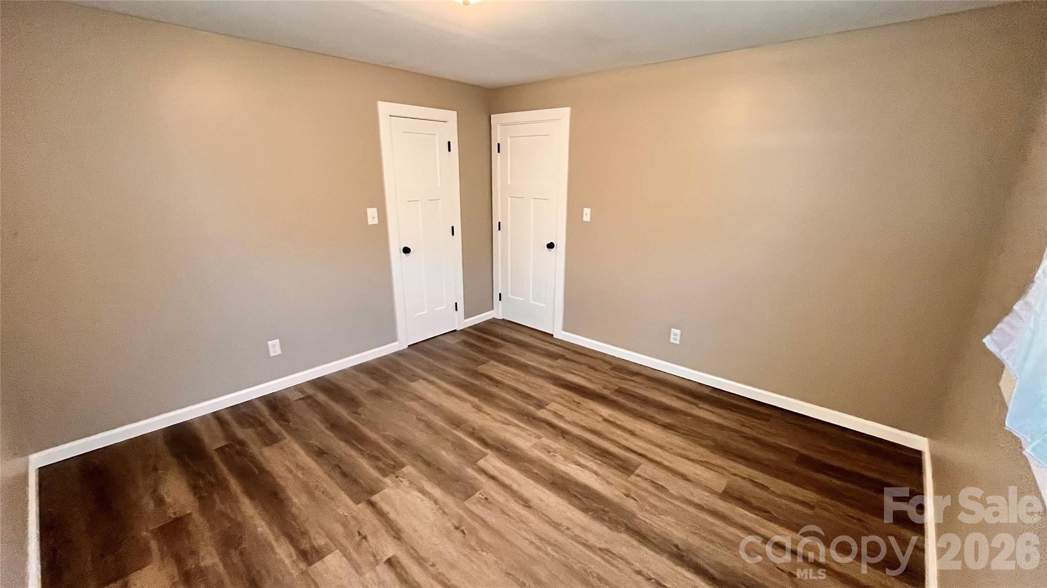 4009 Smokey Creek Road — Lenoir