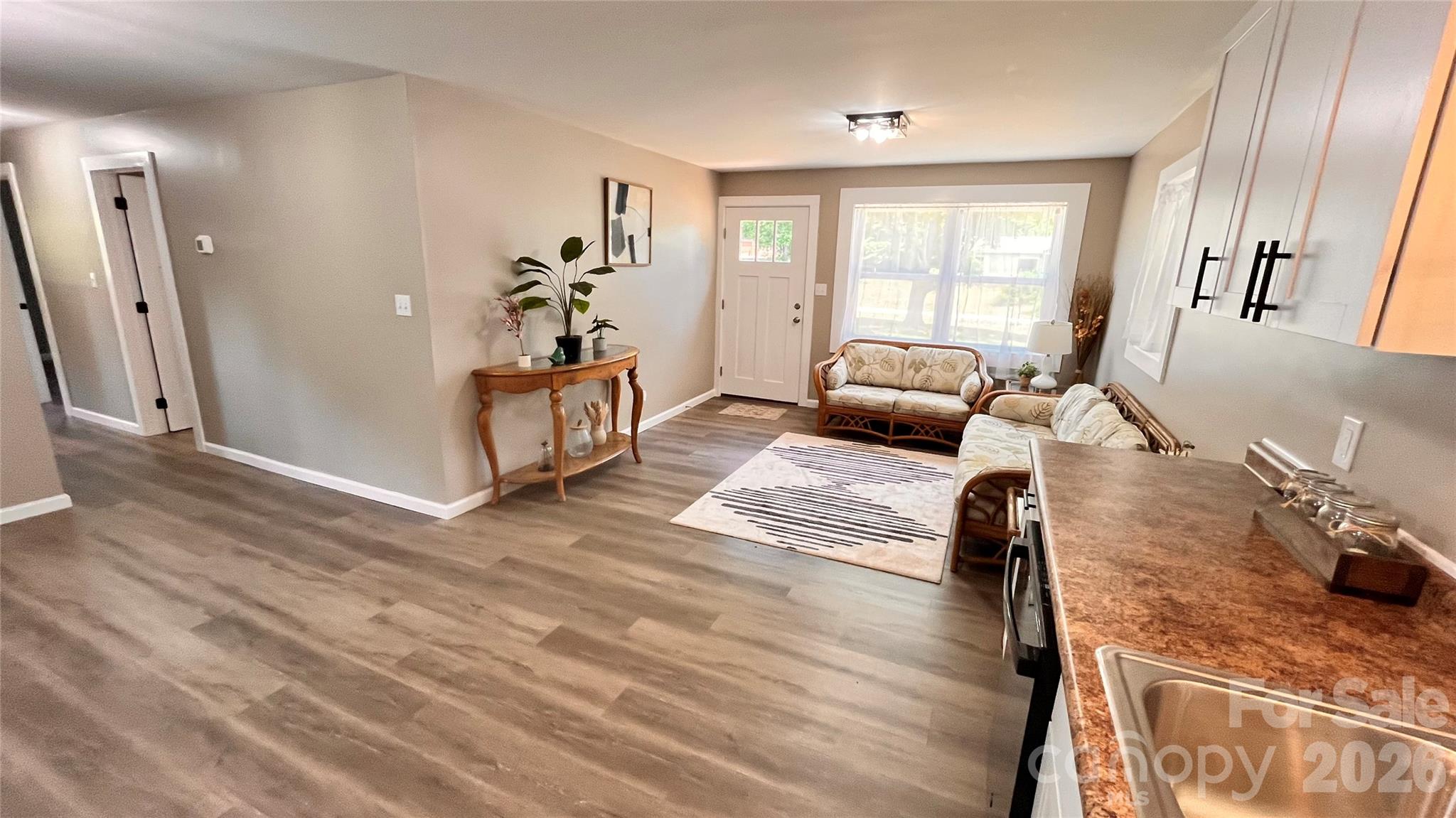 4009 Smokey Creek Road — Lenoir