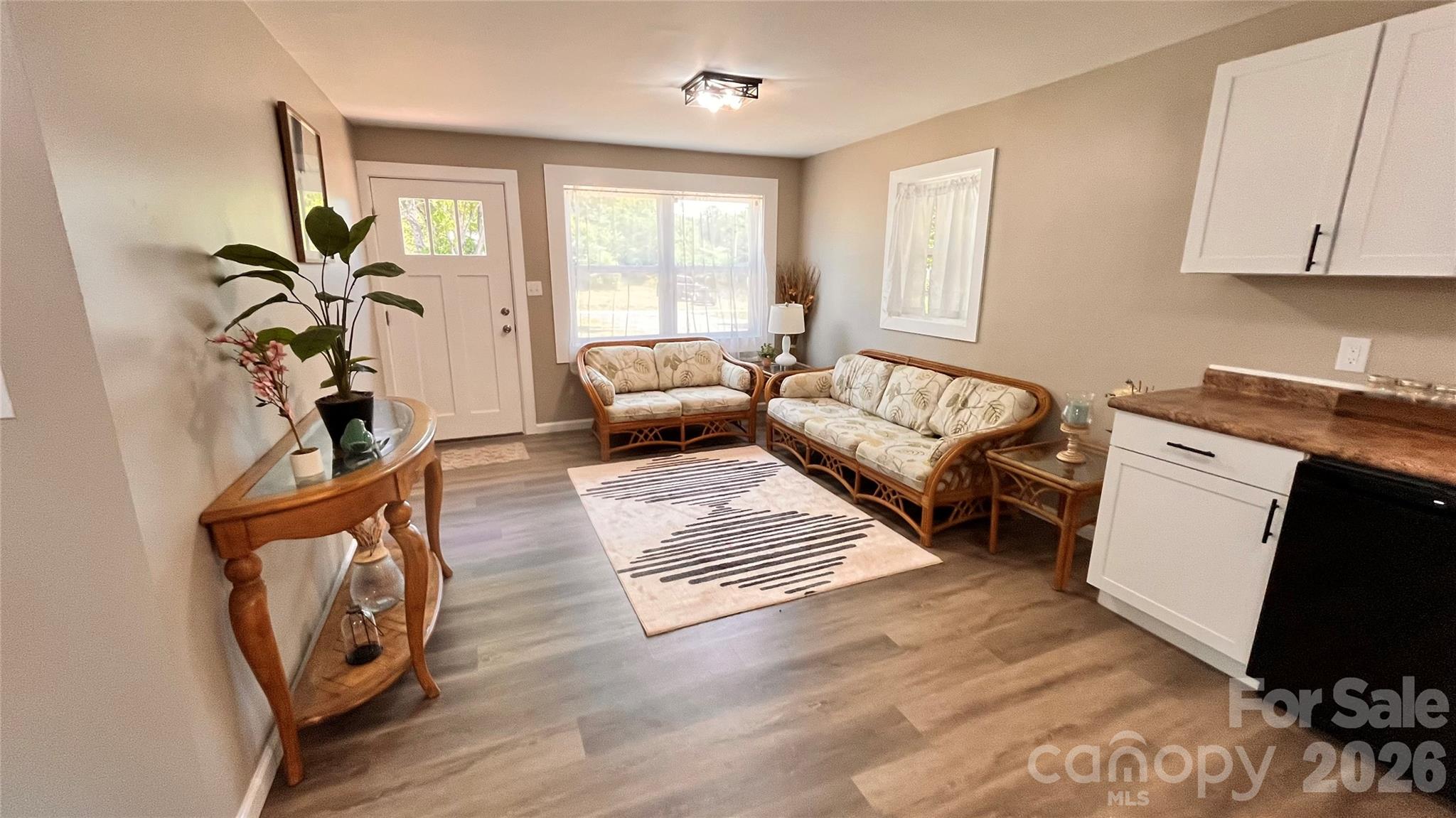 4009 Smokey Creek Road — Lenoir