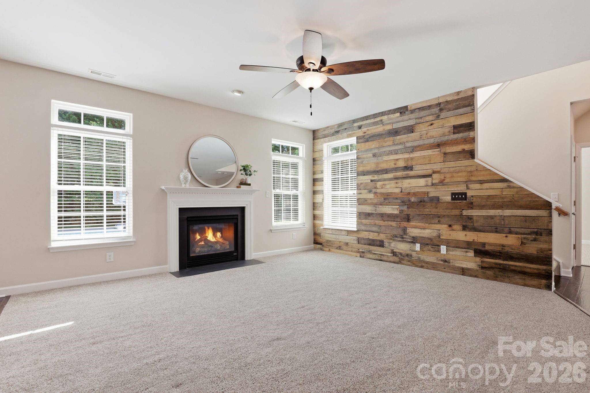 223 Pleasant Grove Lane — Mooresville