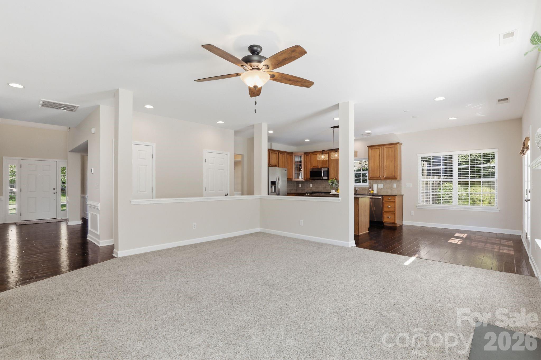 223 Pleasant Grove Lane — Mooresville