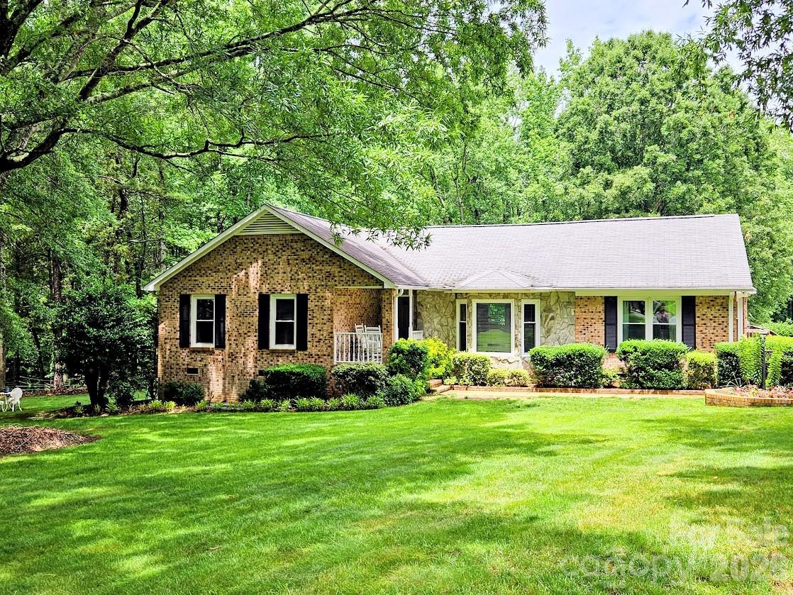 7712 Old Waxhaw Monroe Road — Waxhaw
