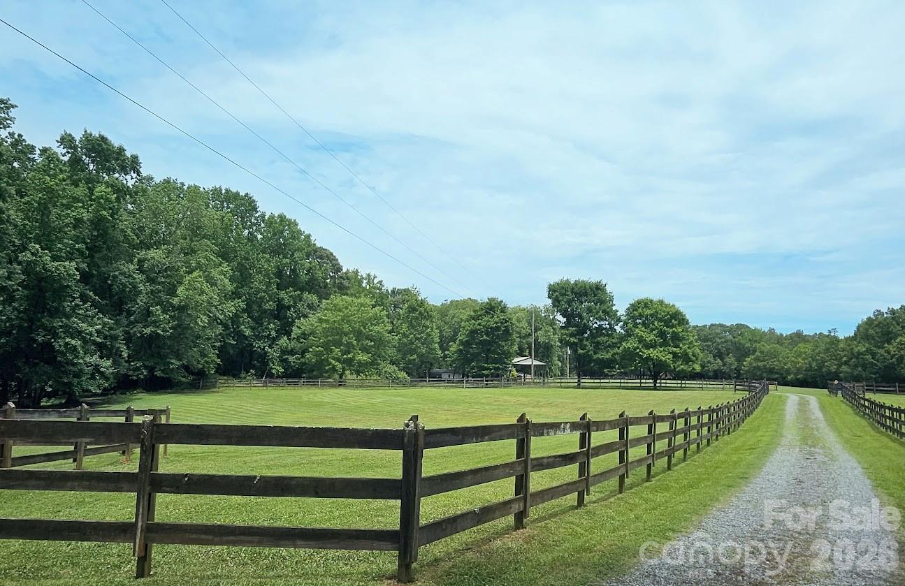 7712 Old Waxhaw Monroe Road — Waxhaw