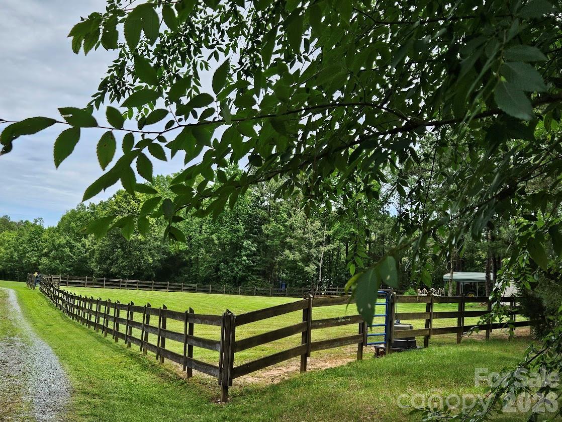 7712 Old Waxhaw Monroe Road — Waxhaw