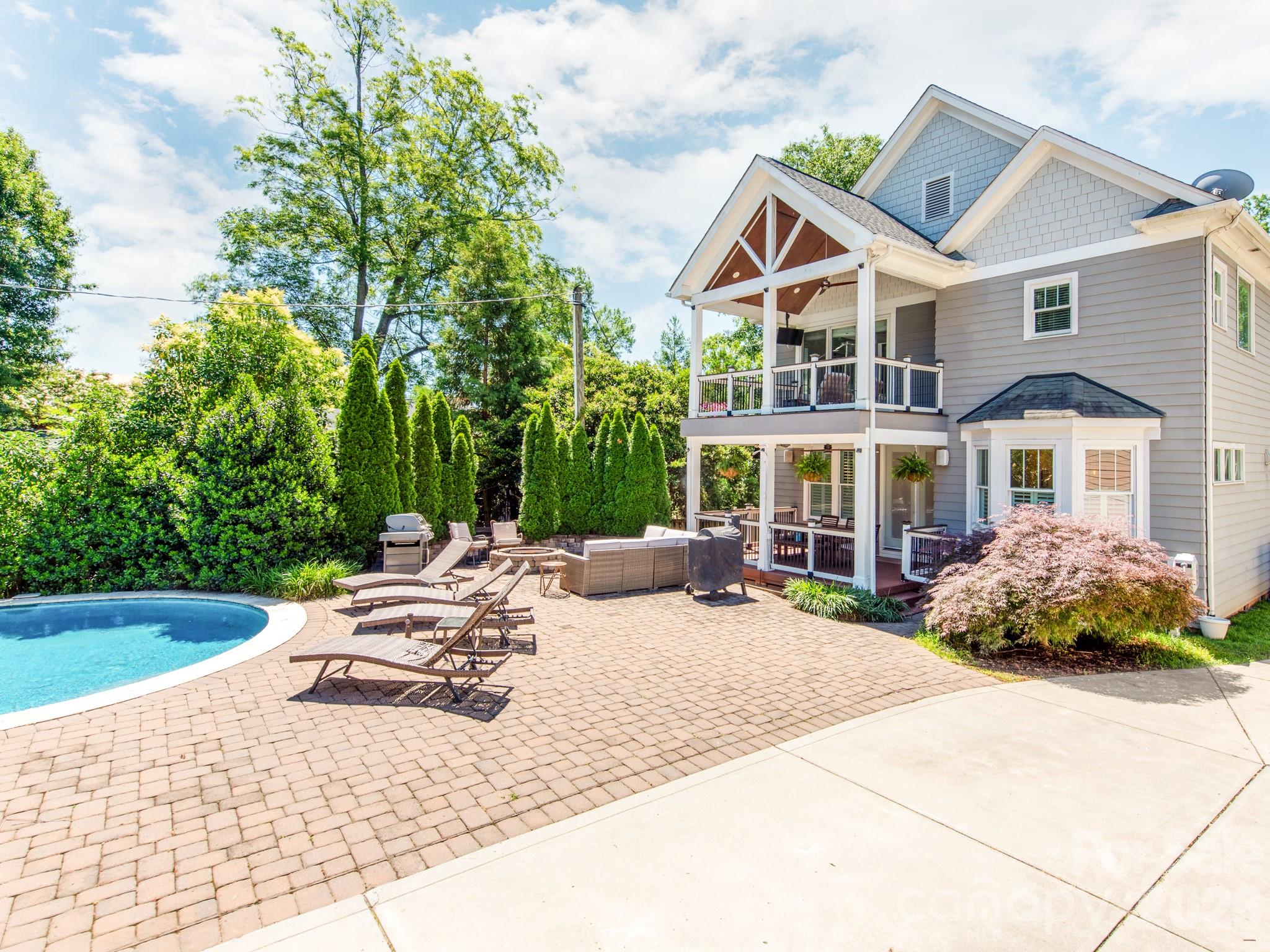 1805 Mecklenburg Avenue — Charlotte