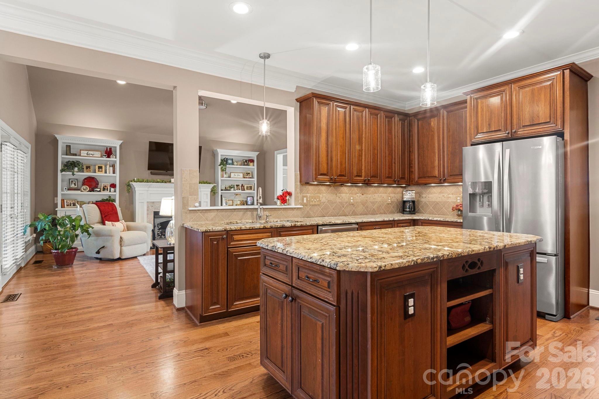 587 Amesbury Drive — Mt Ulla