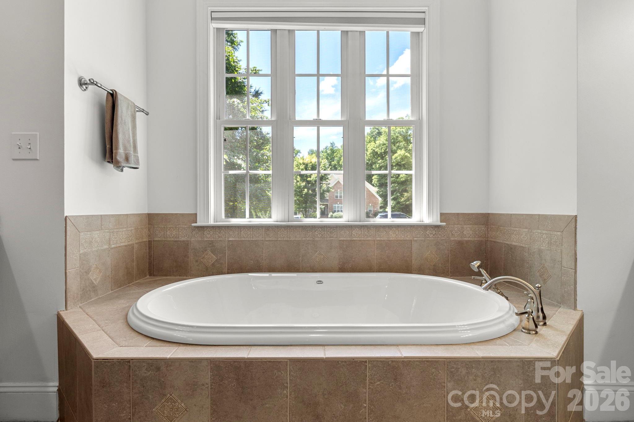 587 Amesbury Drive — Mt Ulla