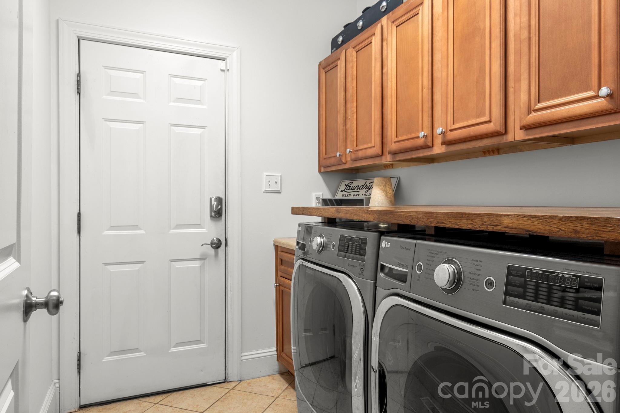587 Amesbury Drive — Mt Ulla