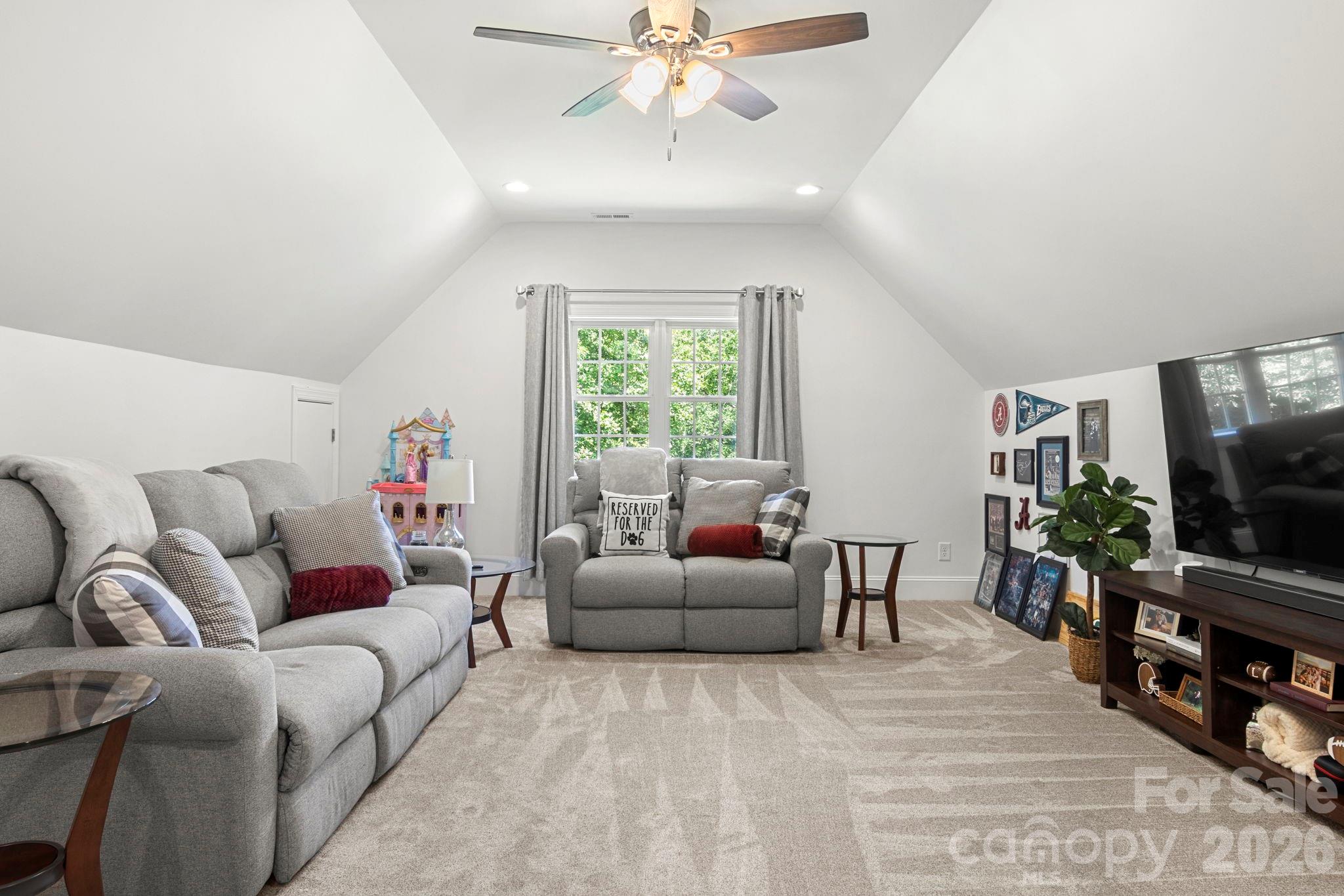 587 Amesbury Drive — Mt Ulla