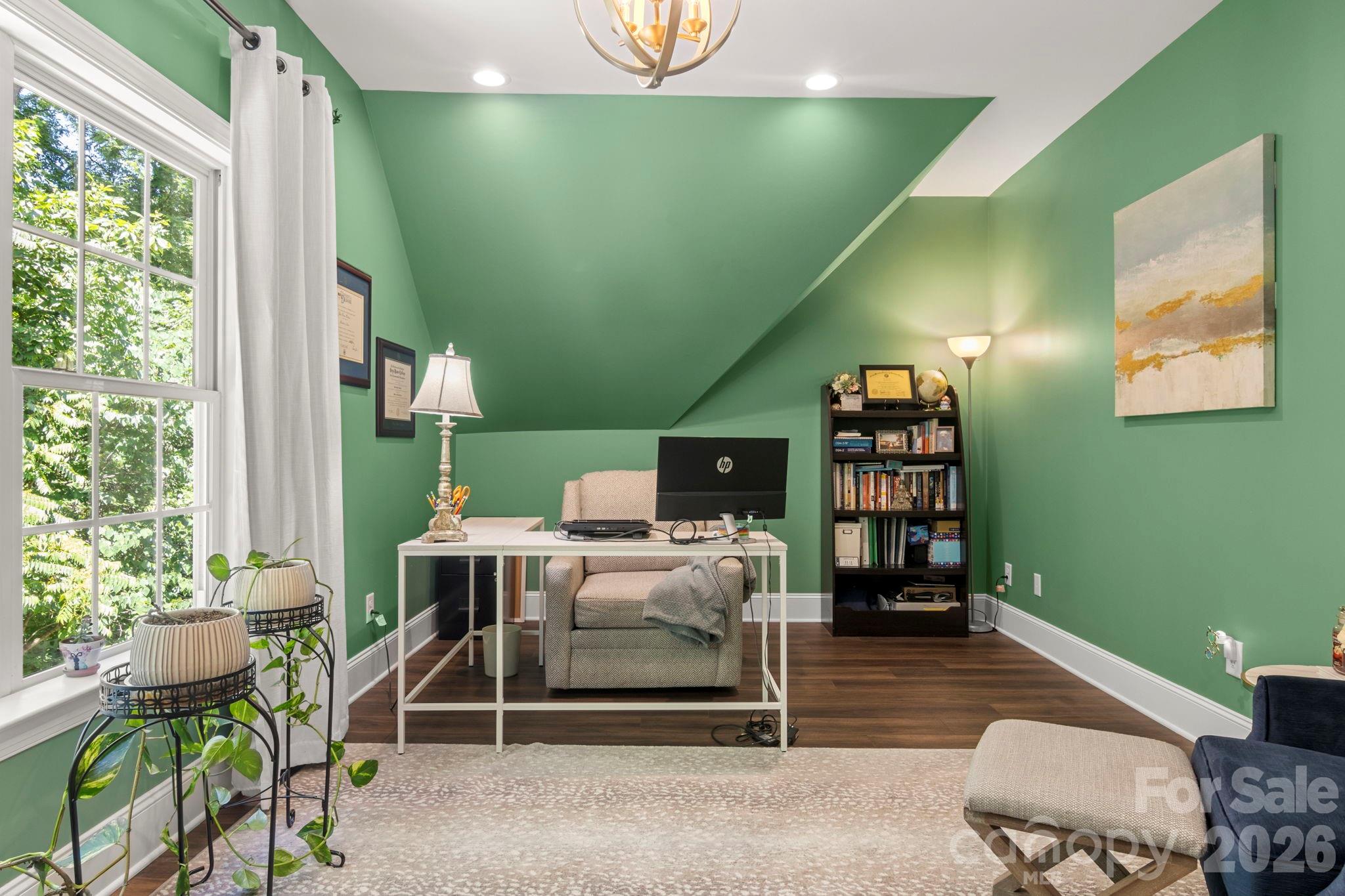 587 Amesbury Drive — Mt Ulla