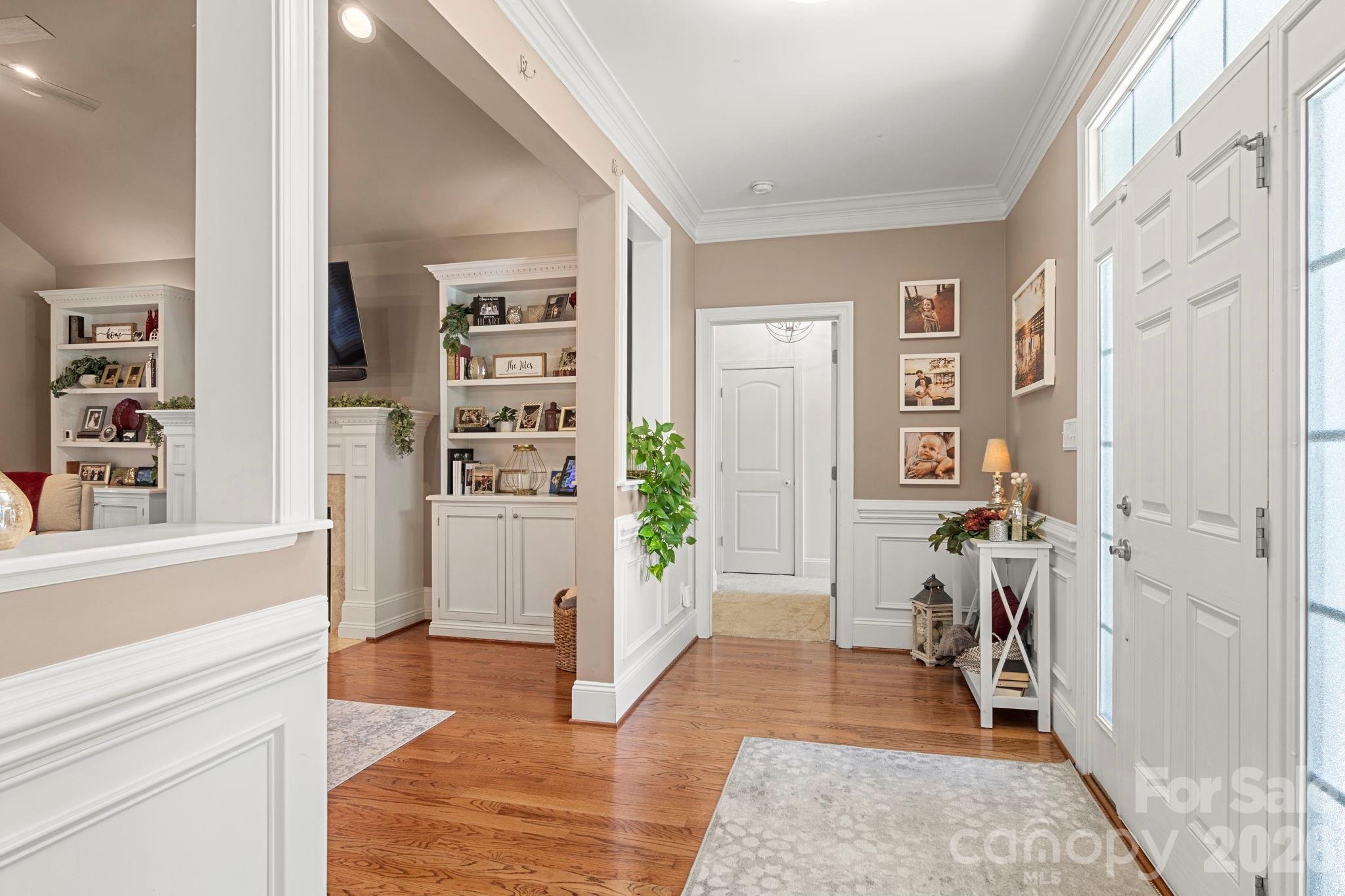 587 Amesbury Drive — Mt Ulla
