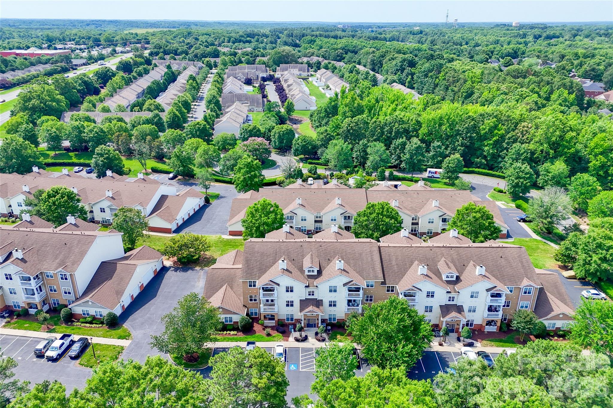 11915 Ridgeway Park Drive — Charlotte