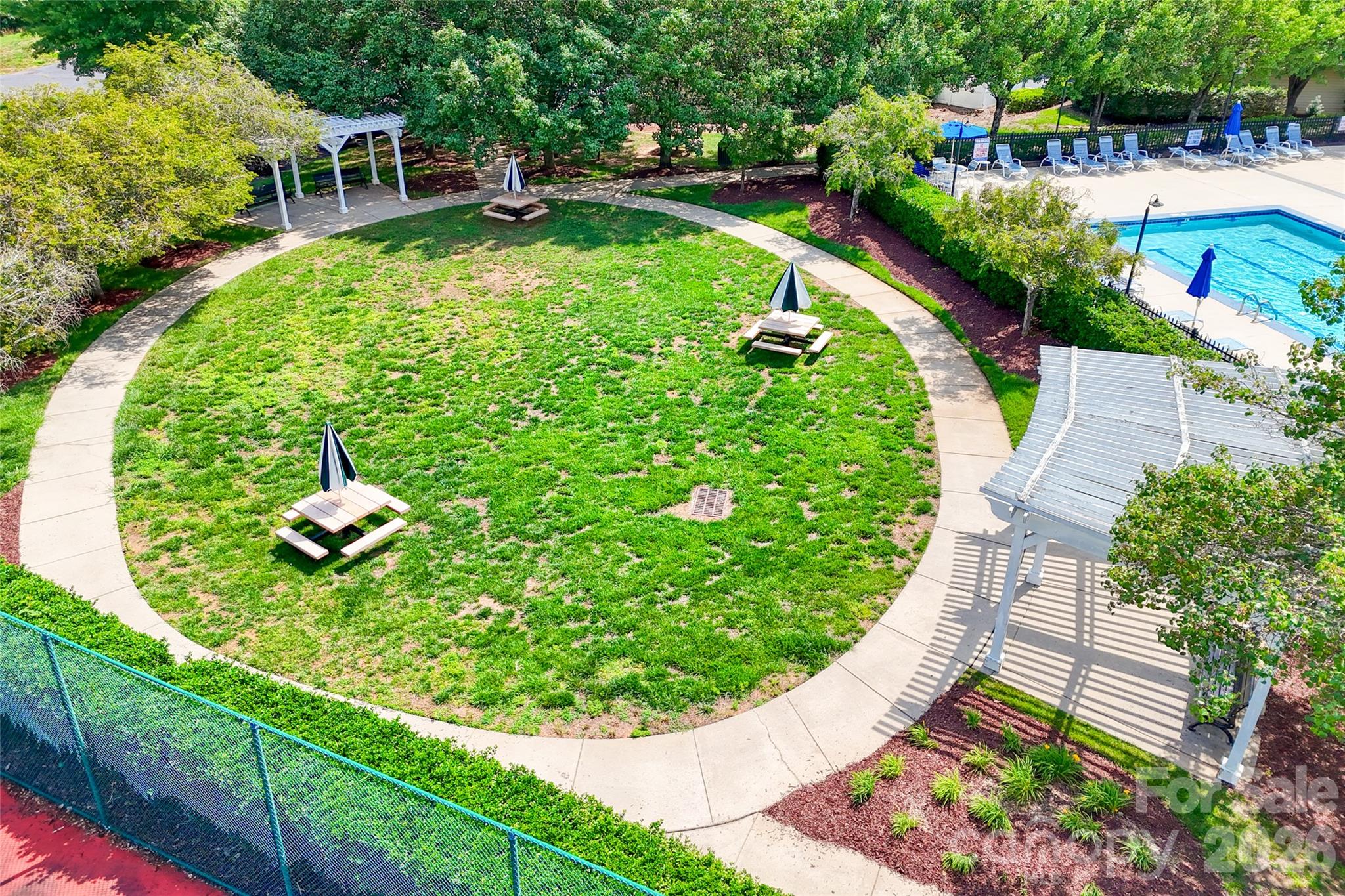11915 Ridgeway Park Drive — Charlotte