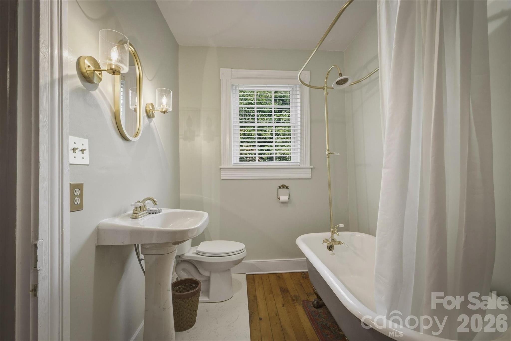 518 Lenoir Street — Morganton
