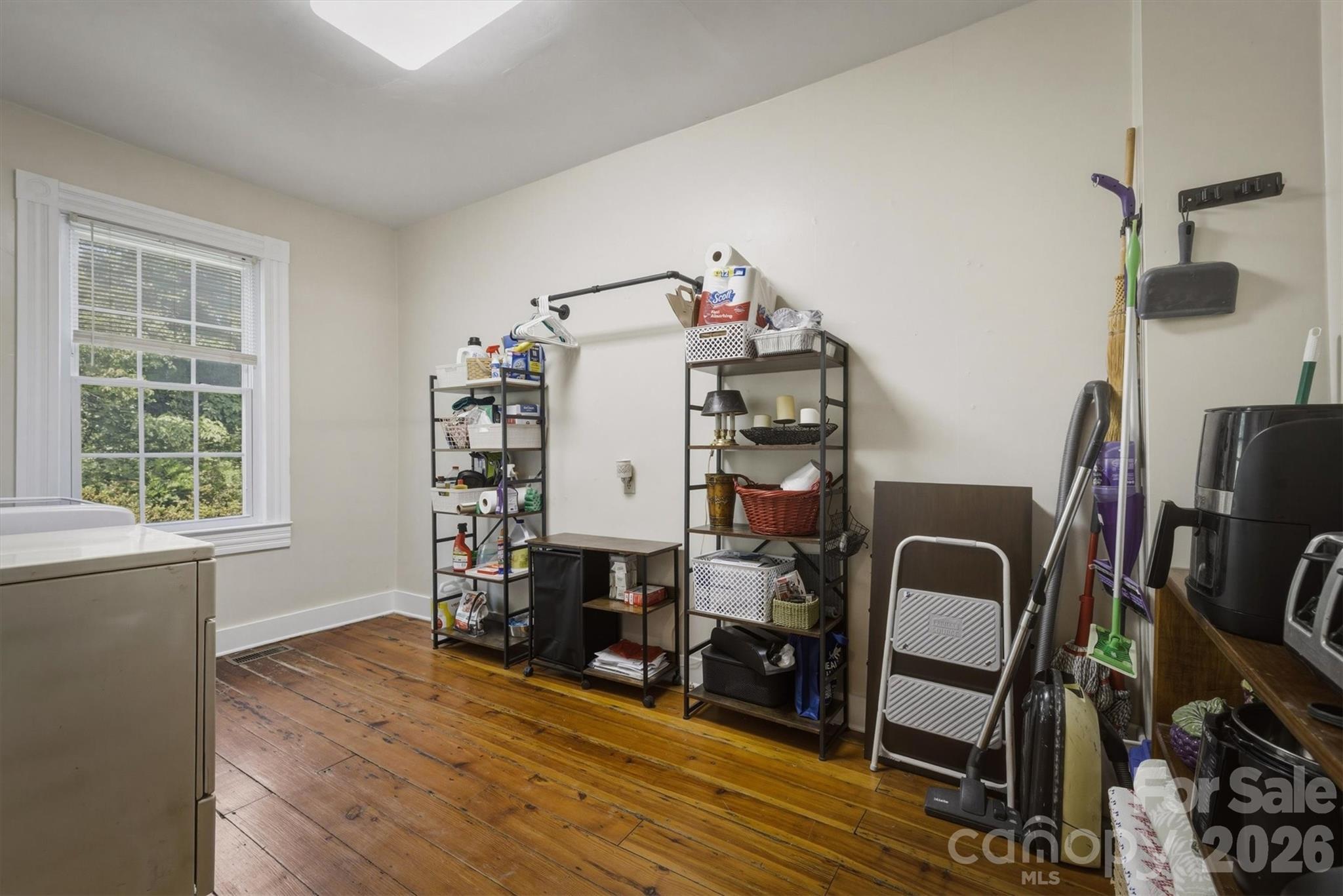 518 Lenoir Street — Morganton
