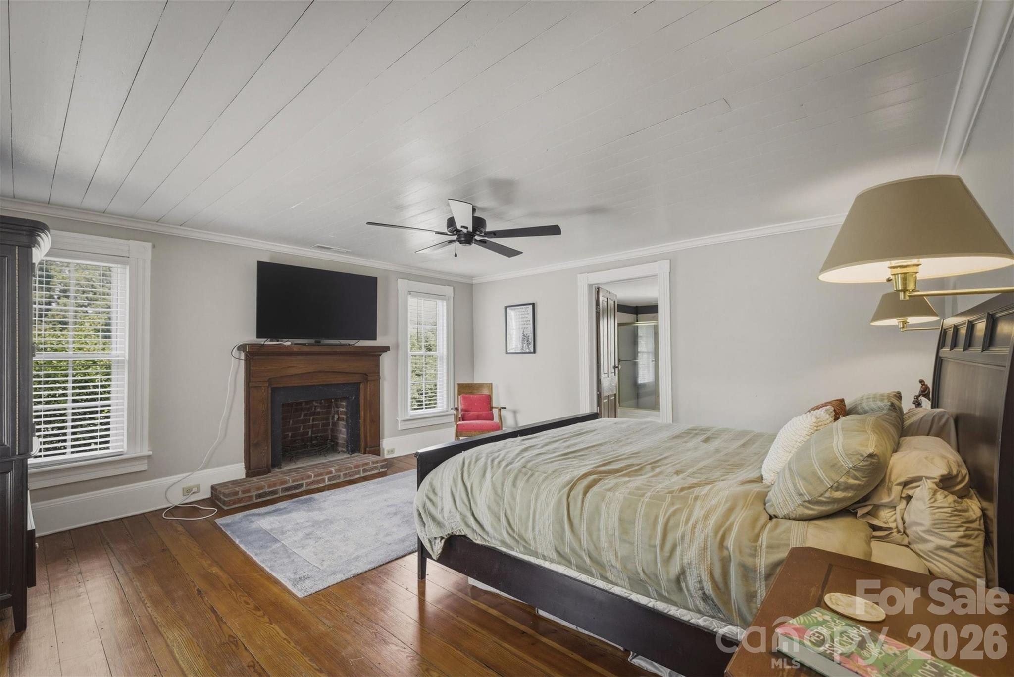 518 Lenoir Street — Morganton